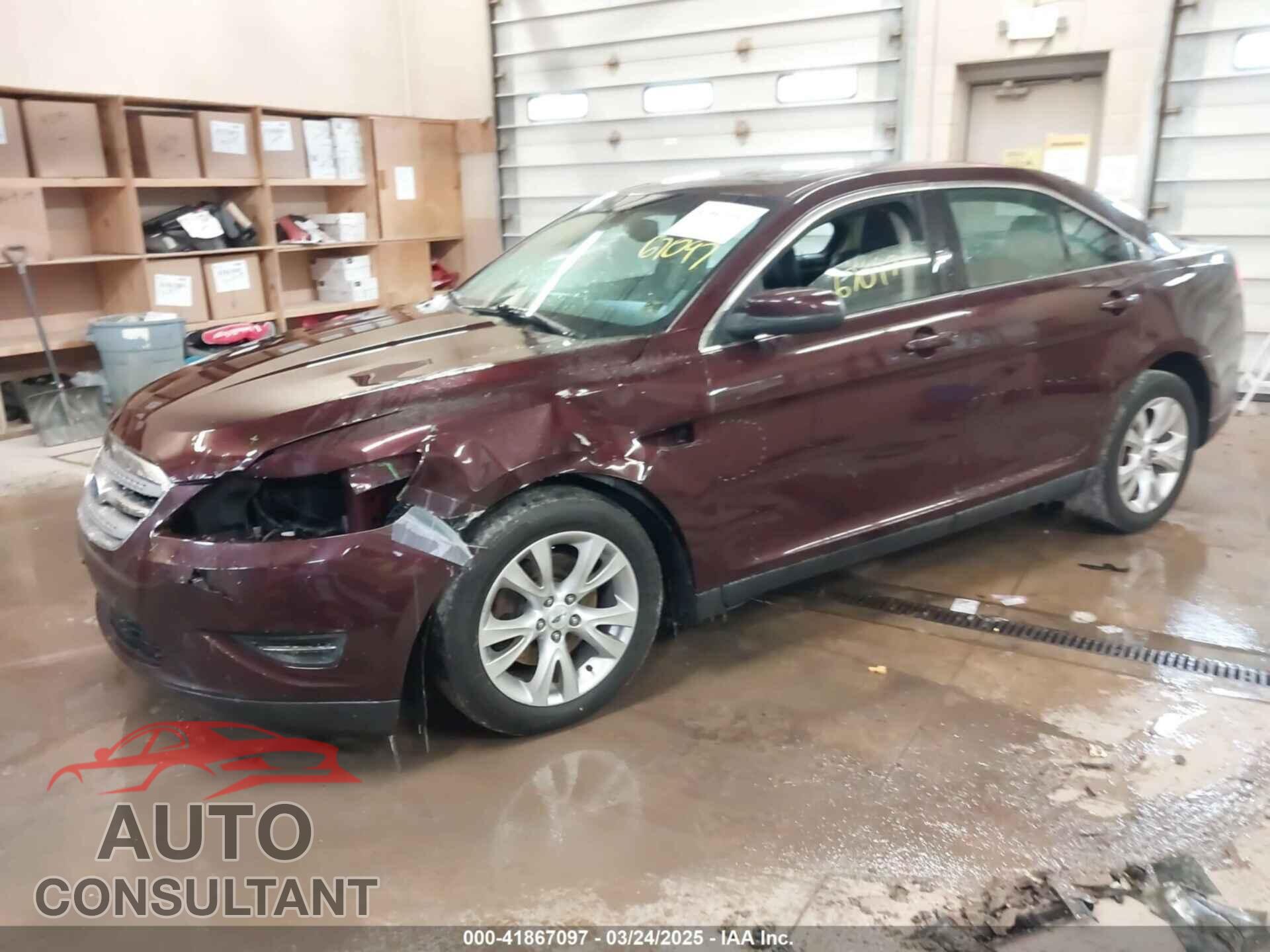 FORD TAURUS 2011 - 1FAHP2HW5BG141570