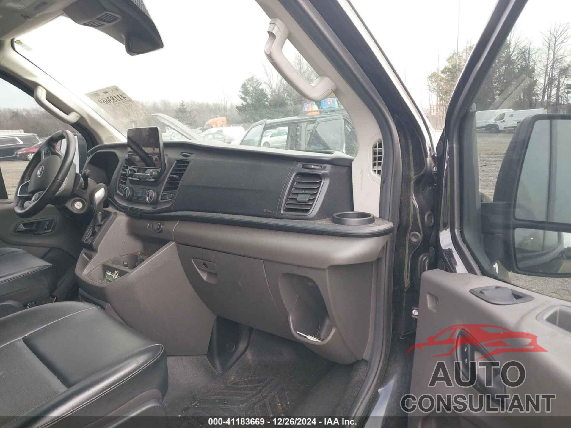 FORD TRANSIT-150 2021 - 1FTYE1Y85MKA34532
