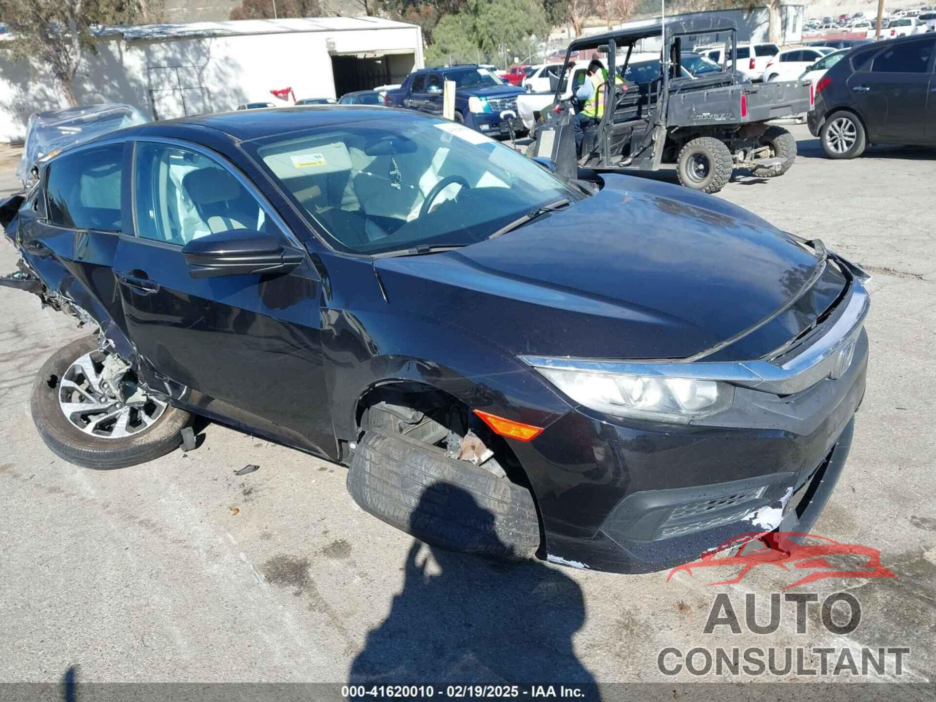 HONDA CIVIC 2018 - 2HGFC2F74JH526826