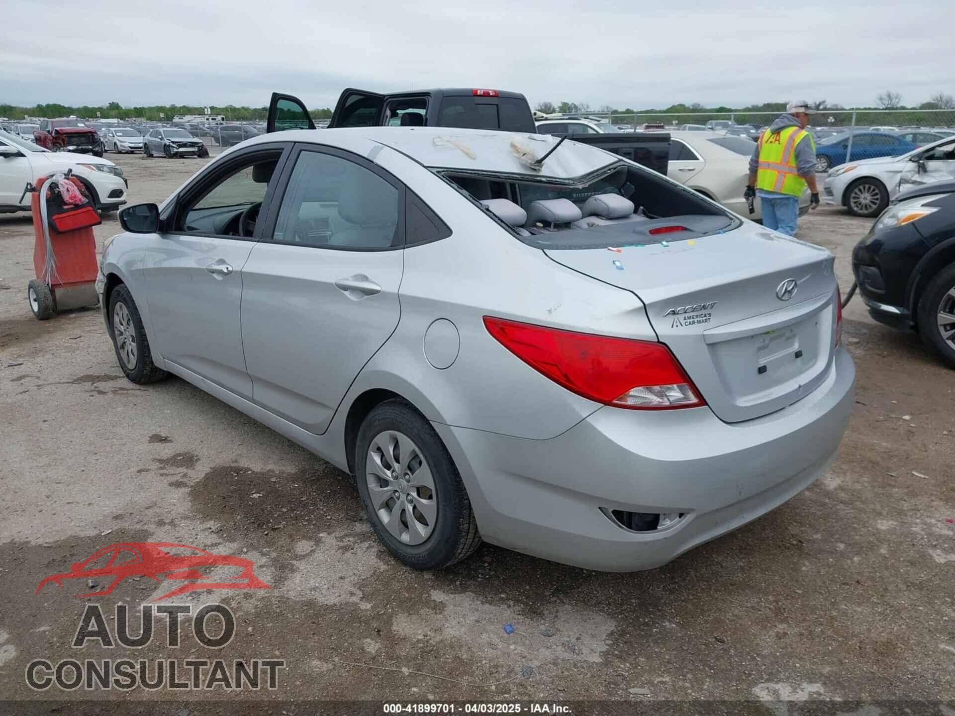 HYUNDAI ACCENT 2015 - KMHCT4AE5FU883113