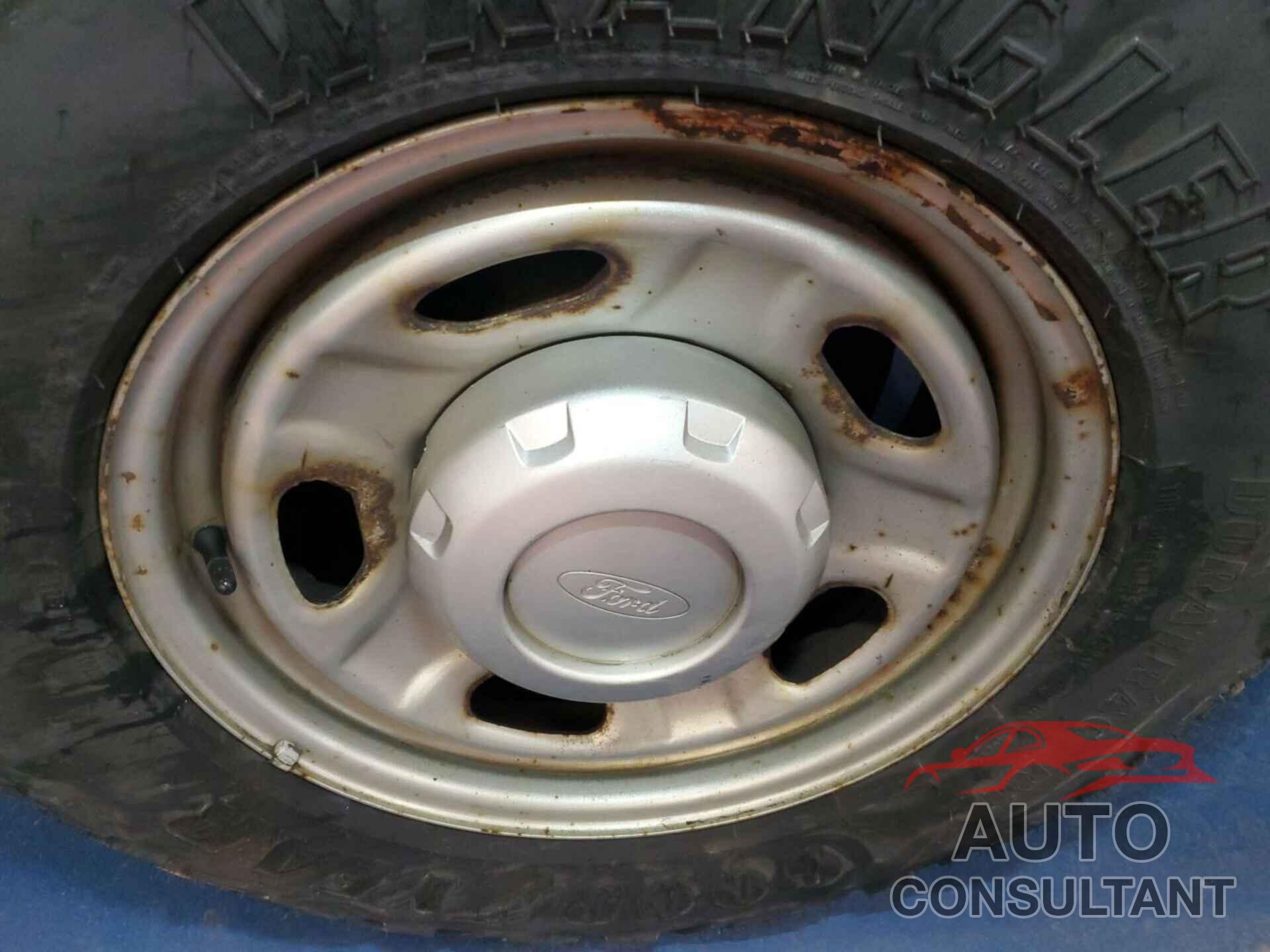 FORD F-250 2011 - 1FTBF2B68BEC31240