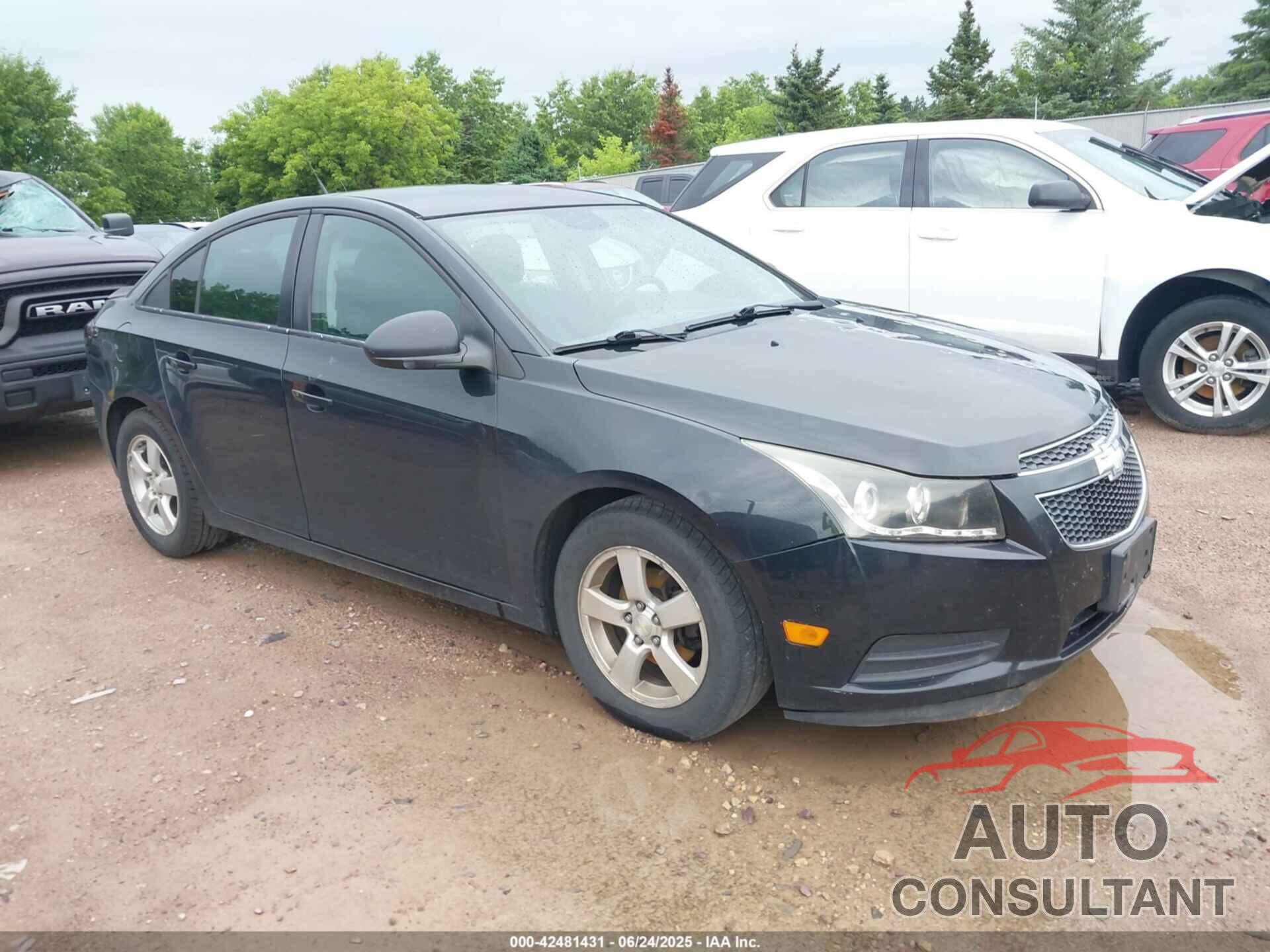 CHEVROLET CRUZE 2014 - 1G1PC5SB7E7173572