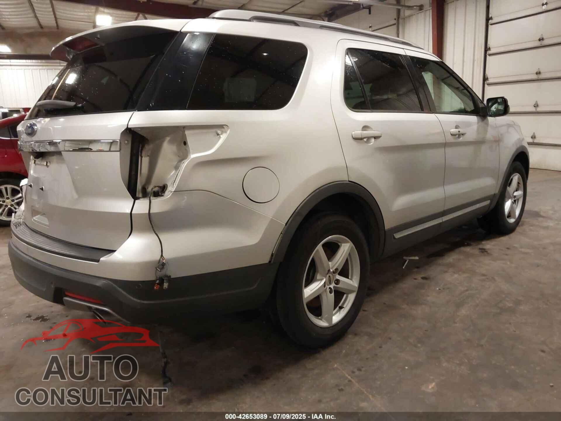 FORD EXPLORER 2018 - 1FM5K7D8XJGB89981