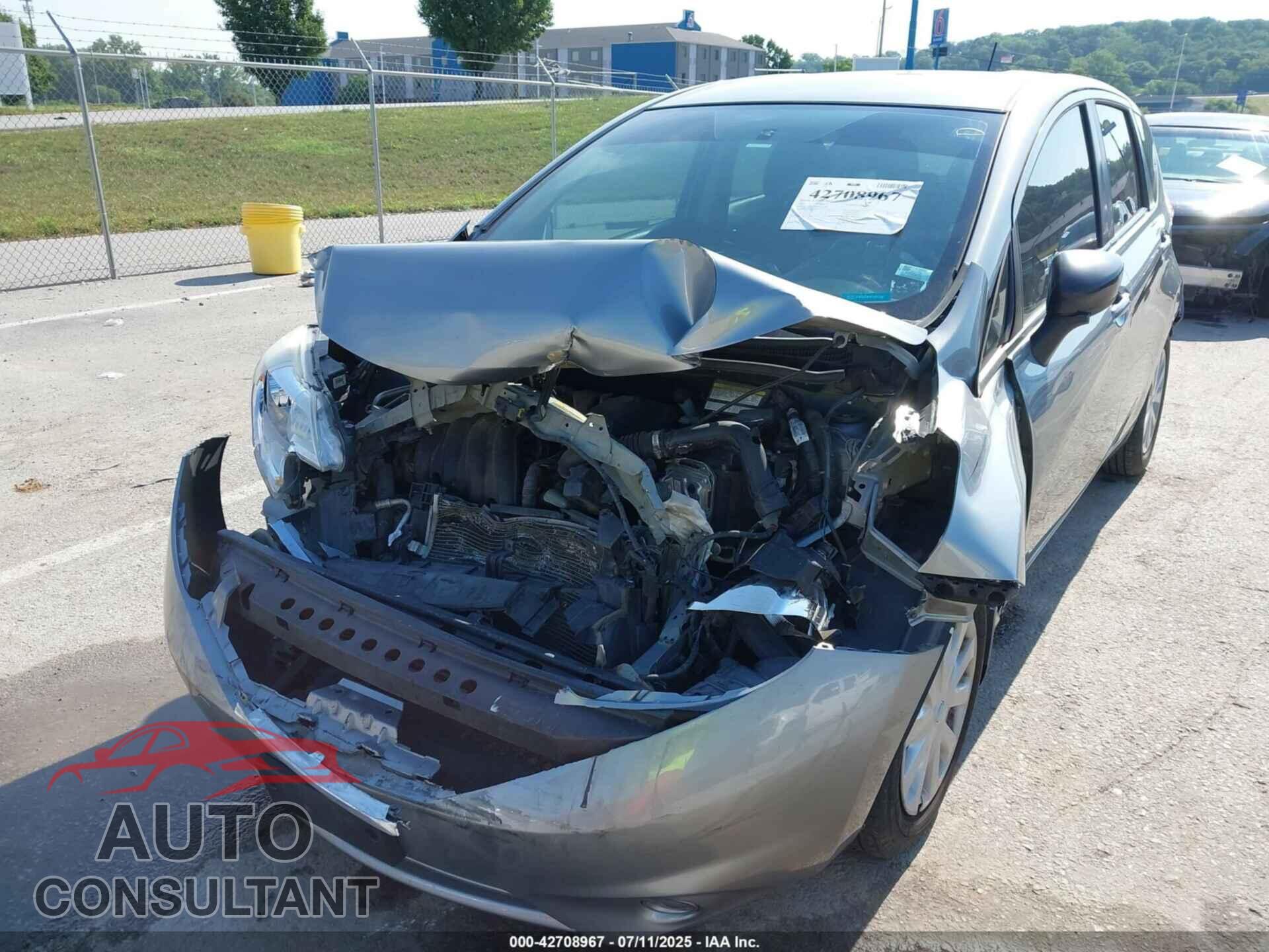 NISSAN VERSA NOTE 2015 - 3N1CE2CP9FL372700