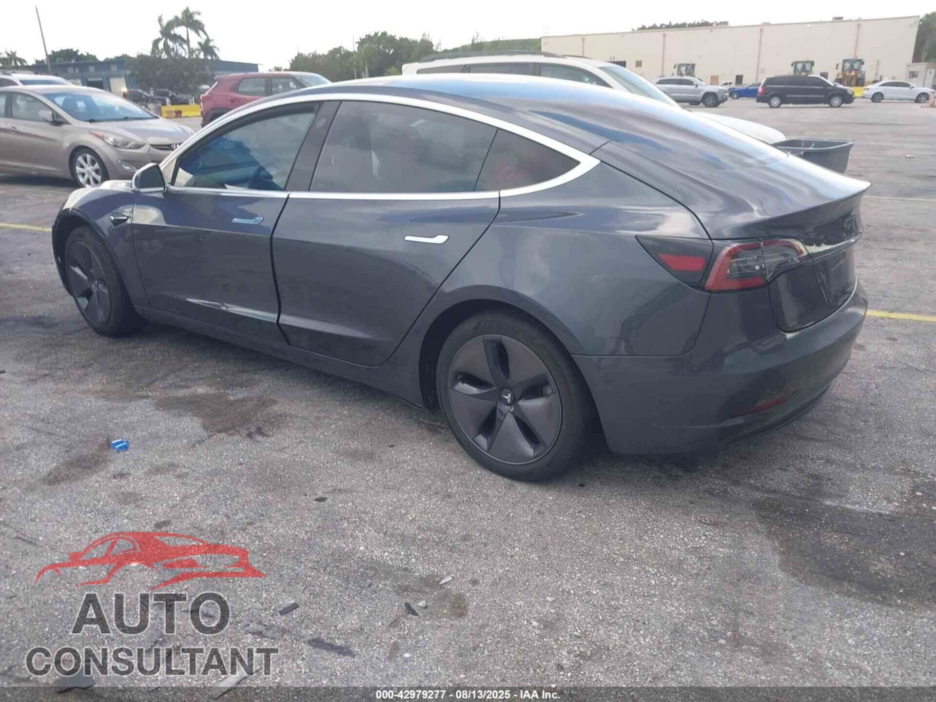 TESLA MODEL 3 2018 - 5YJ3E1EA9JF026668