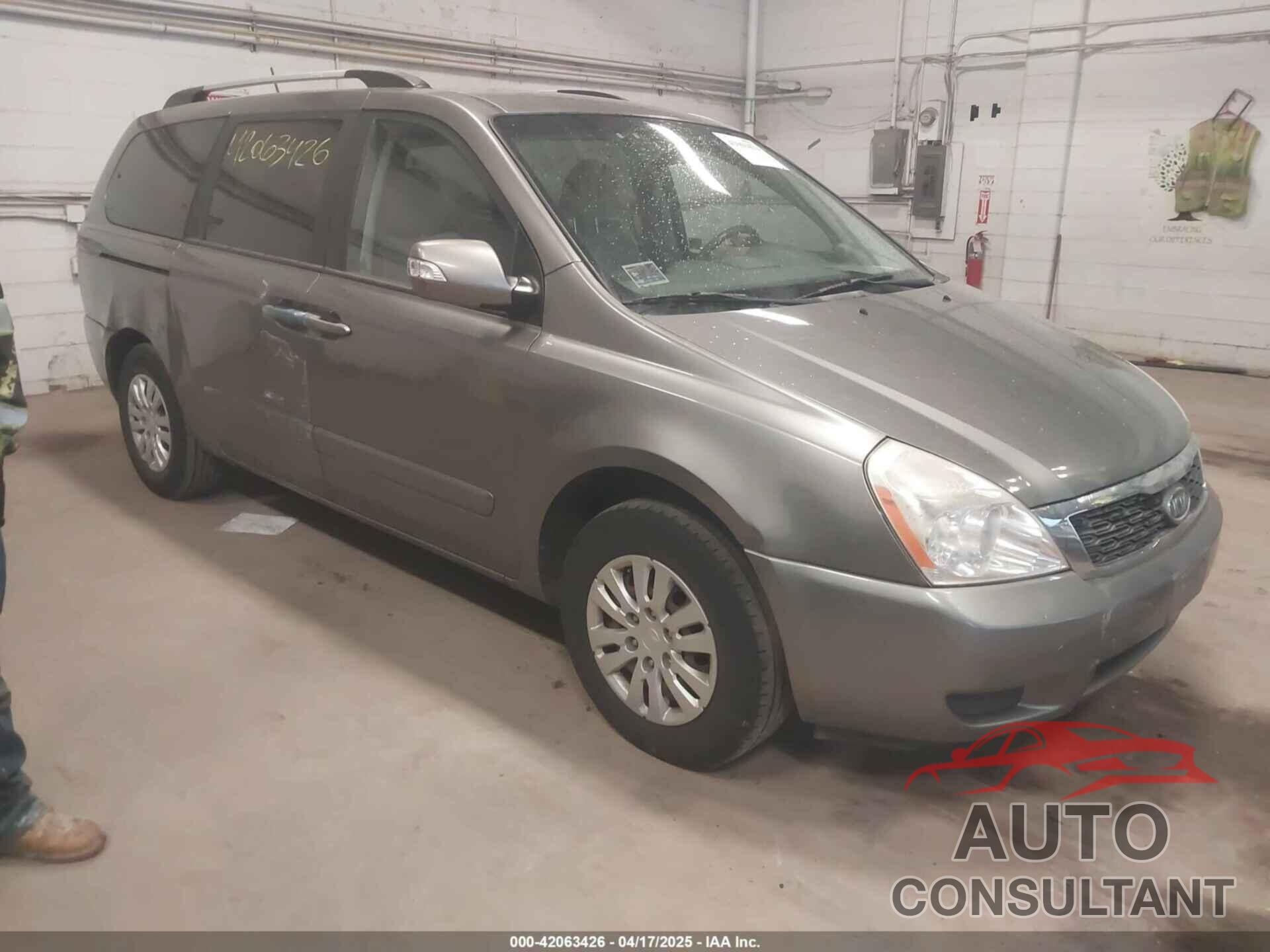 KIA SEDONA 2011 - KNDMG4C78B6363742