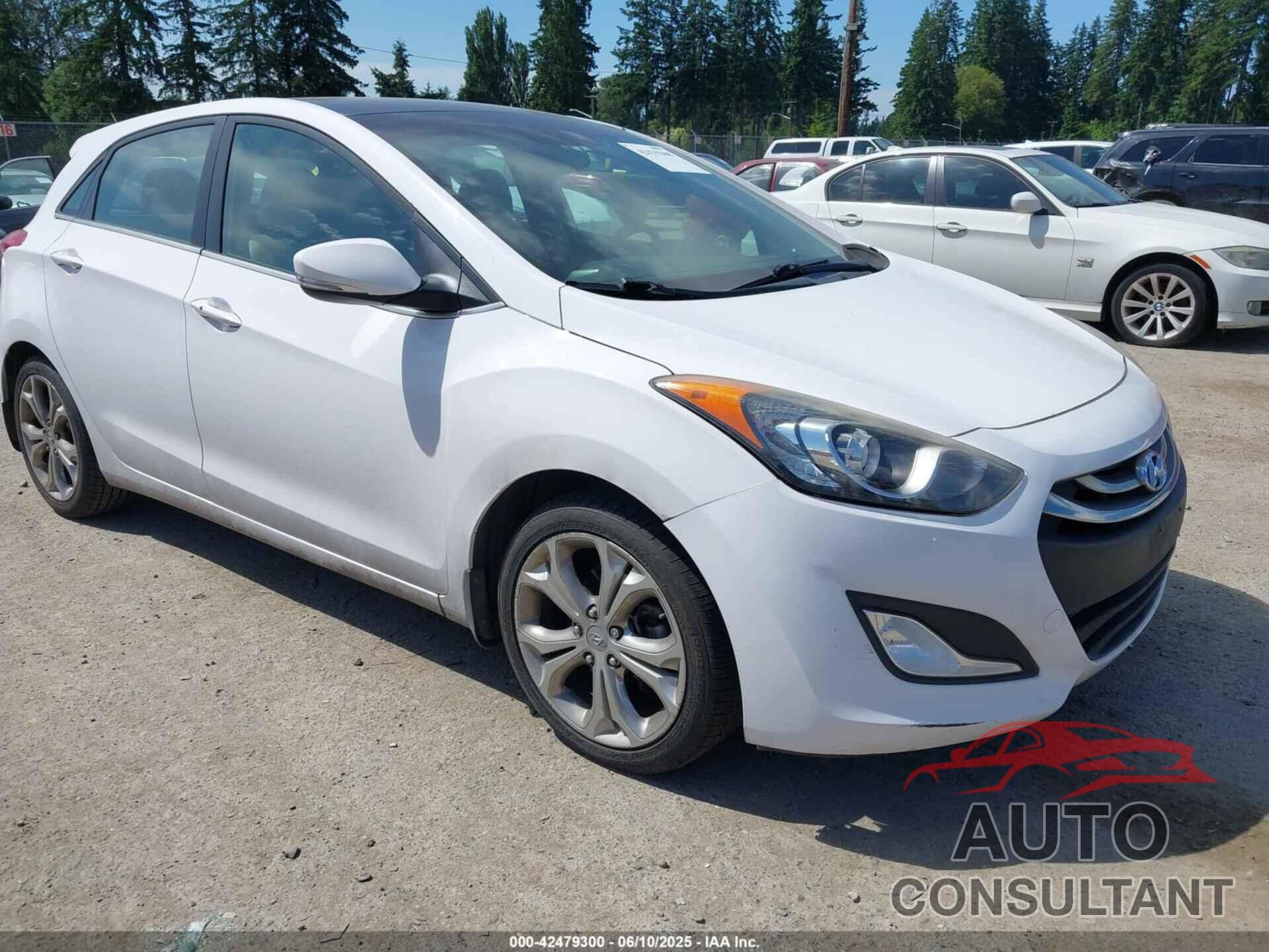 HYUNDAI ELANTRA GT 2014 - KMHD35LH3EU225662