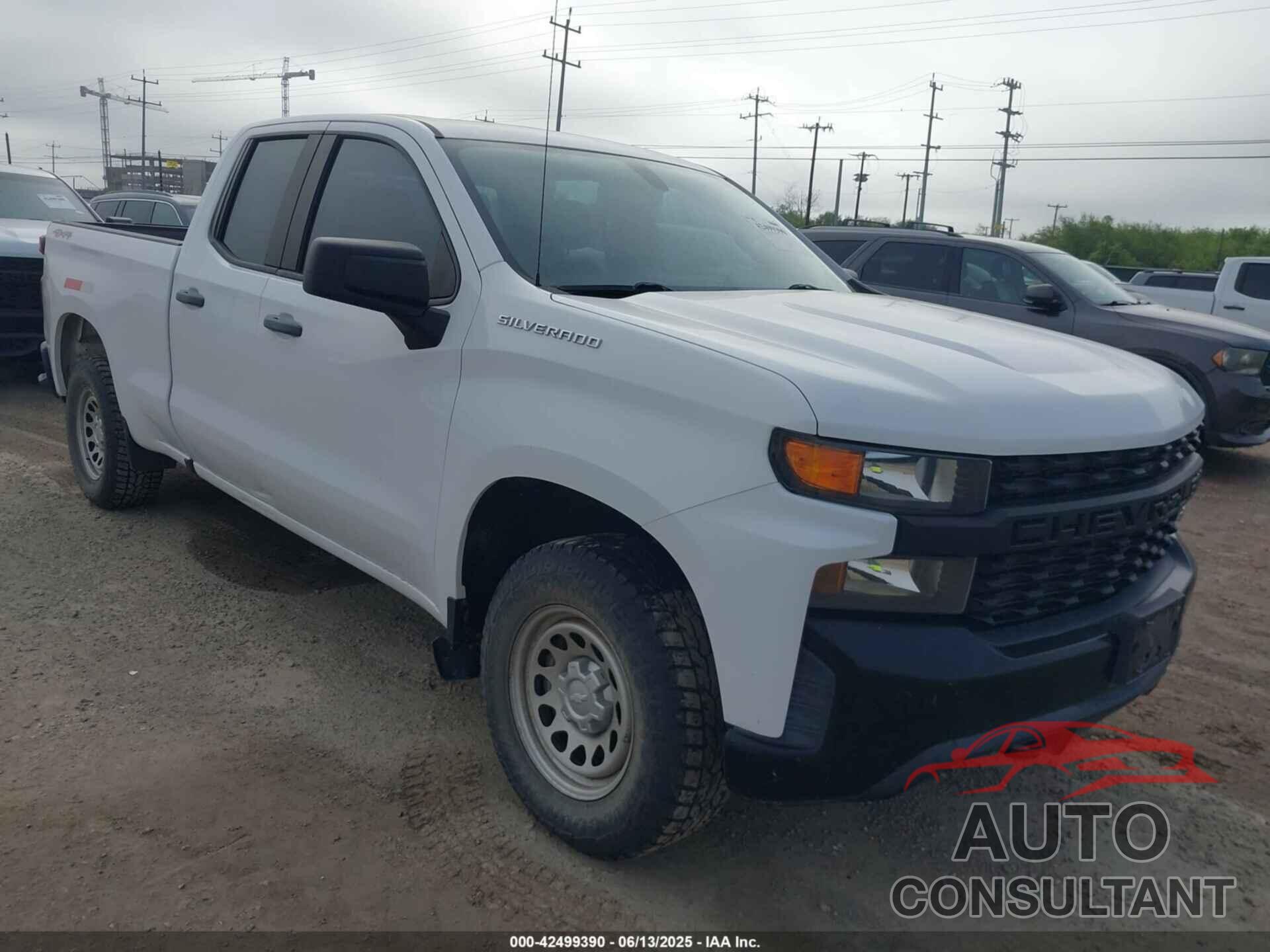 CHEVROLET SILVERADO 1500 2020 - 1GCRYAEF7LZ179401