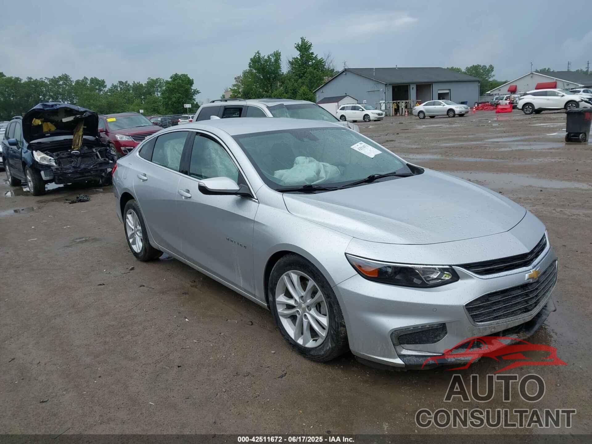CHEVROLET MALIBU 2017 - 1G1ZE5ST1HF108271