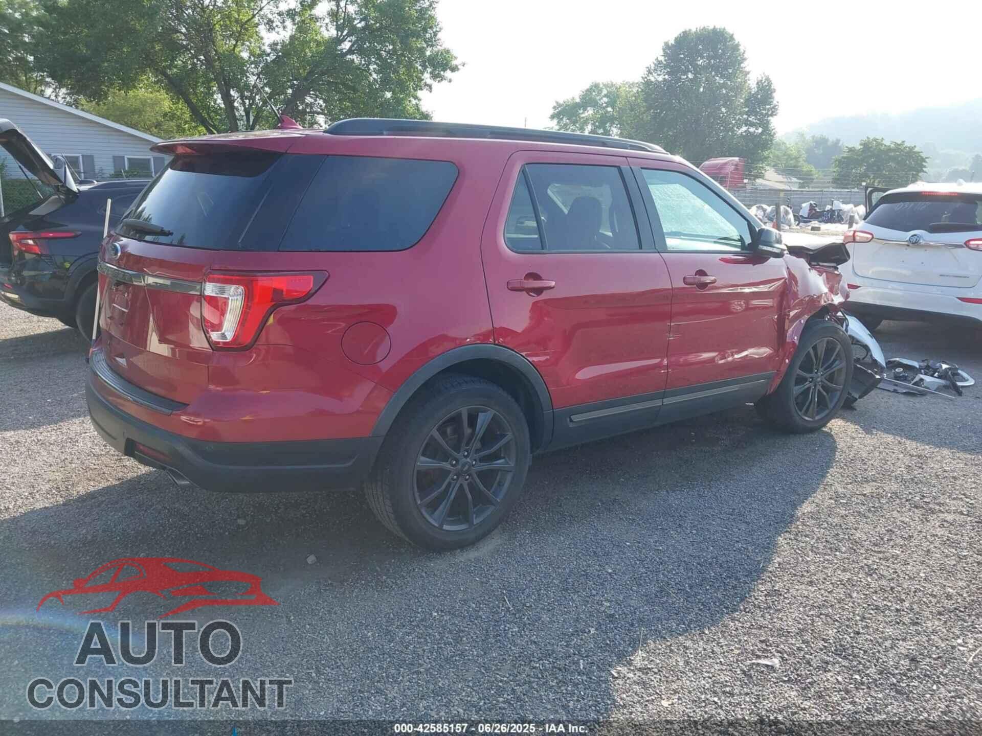 FORD EXPLORER 2018 - 1FM5K7D88JGB99313