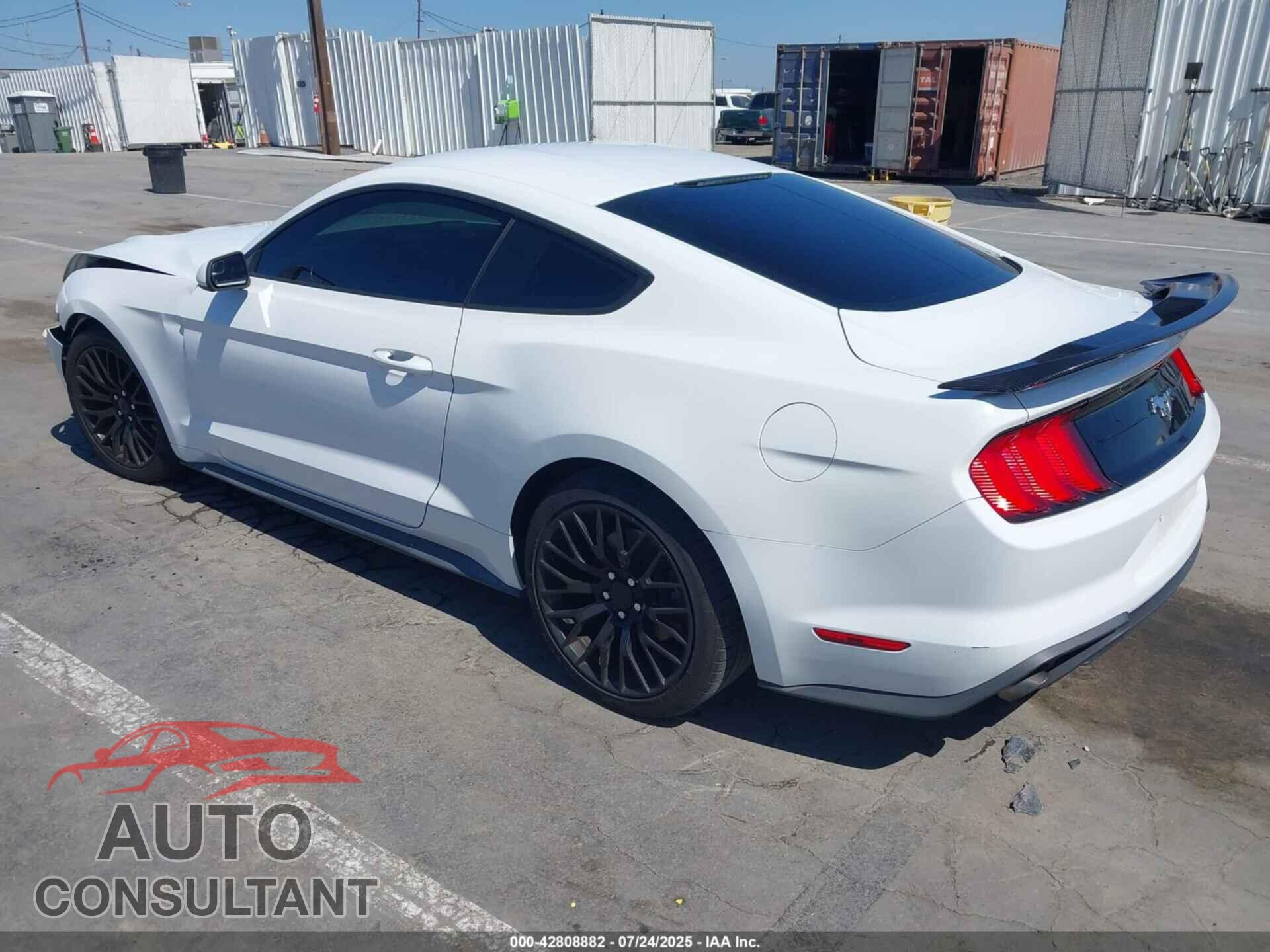 FORD MUSTANG 2018 - 1FA6P8TH3J5119127