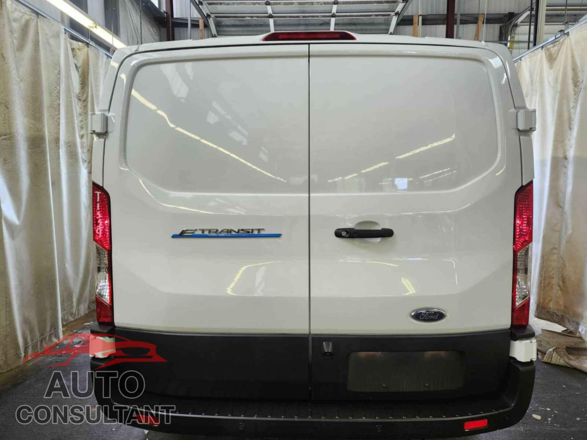 FORD TRANSIT 2025 - 1FTBW1YM2SKA13067