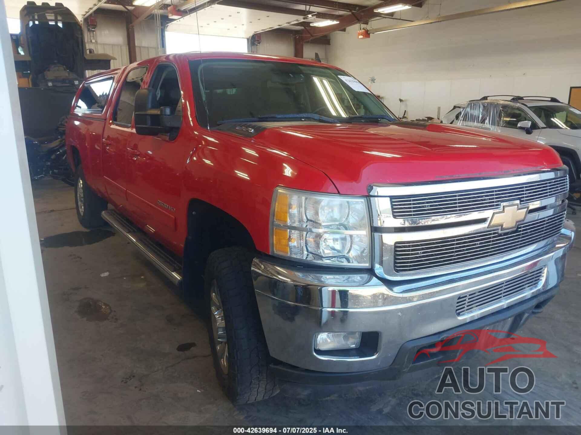 CHEVROLET SILVERADO 2500HD 2011 - 1GC1KYC89BF206559