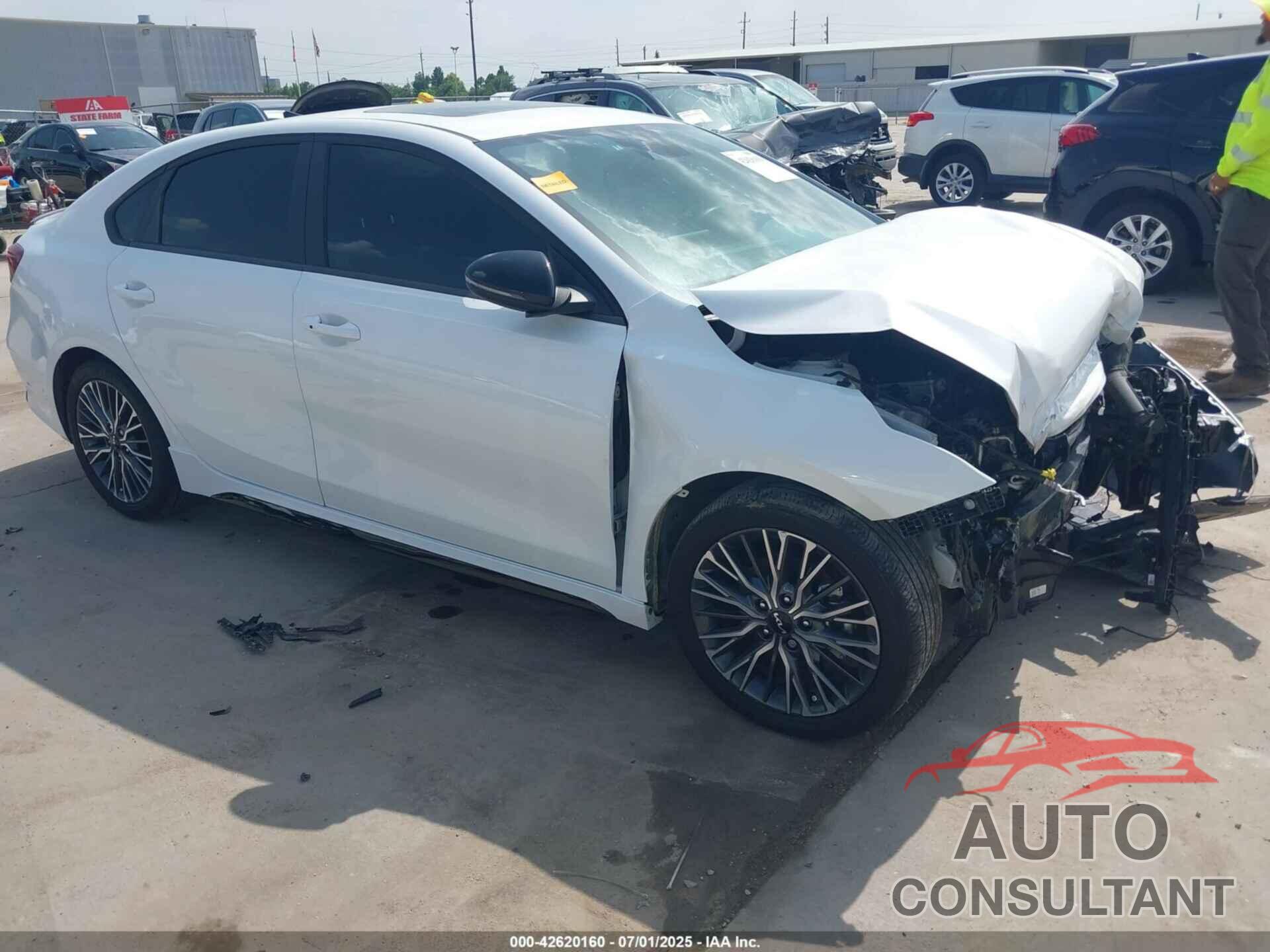 KIA FORTE 2024 - 3KPF54AD5RE719365