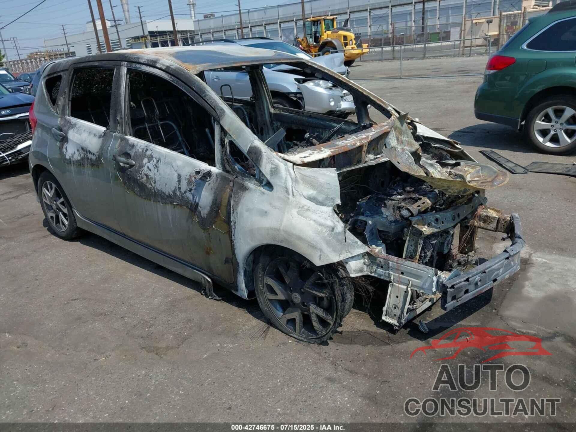 NISSAN VERSA NOTE 2015 - 3N1CE2CP8FL409283