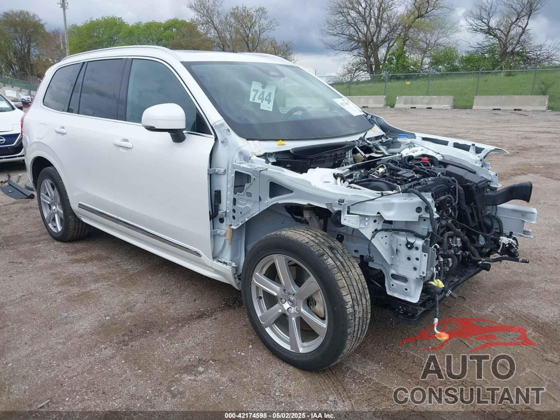 VOLVO XC90 2024 - YV4L12PK2R1195584