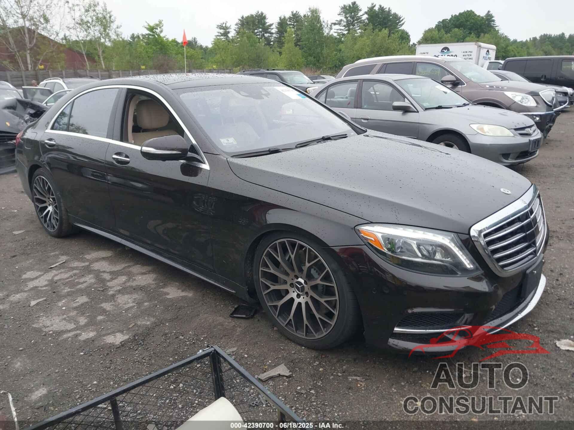 MERCEDES-BENZ S 550 2015 - WDDUG8FBXFA123544