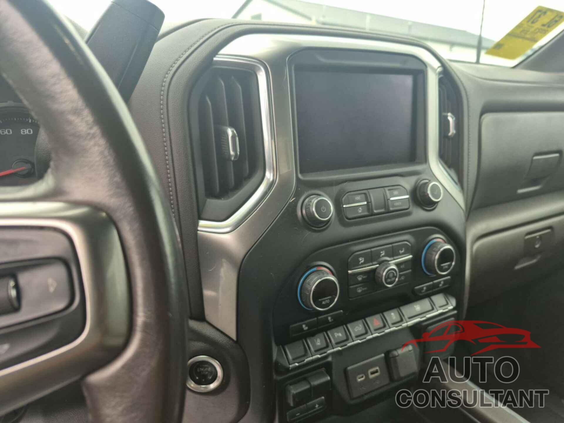 CHEVROLET SILVERADO 2021 - 1GC1YNE76MF205146