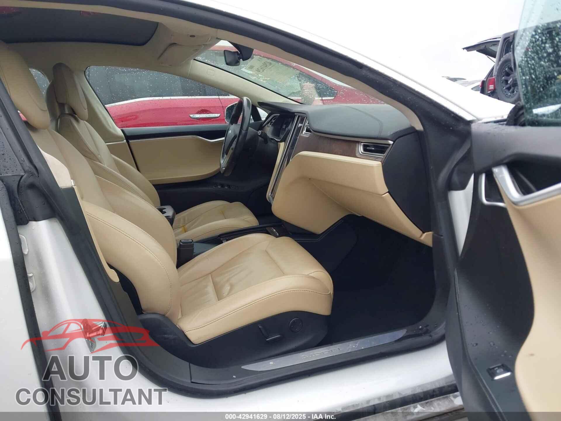 TESLA MODEL S 2017 - 5YJSA1E2XHF199335