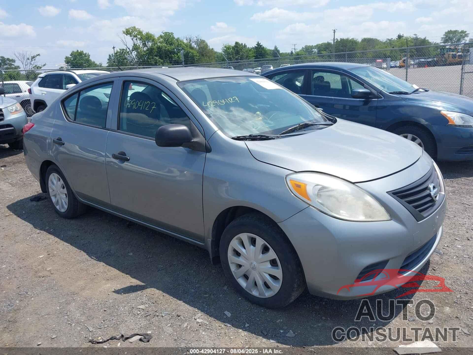 NISSAN VERSA 2013 - 3N1CN7AP2DL895084