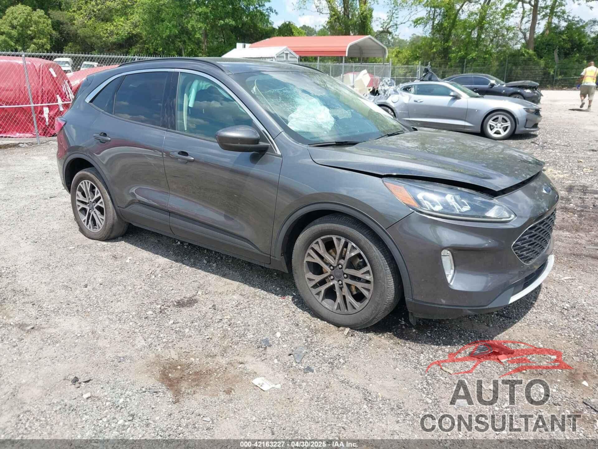 FORD ESCAPE 2020 - 1FMCU0H69LUB18115