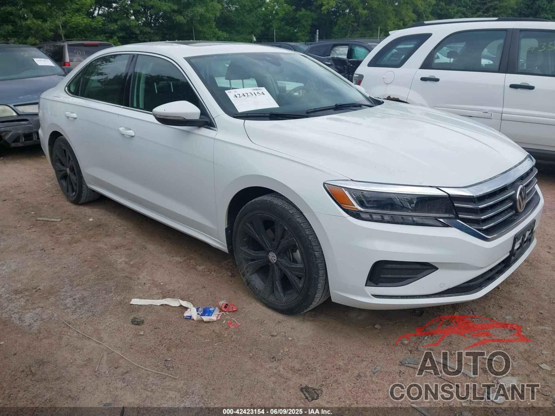 VOLKSWAGEN PASSAT 2022 - 1VWSA7A30NC008352