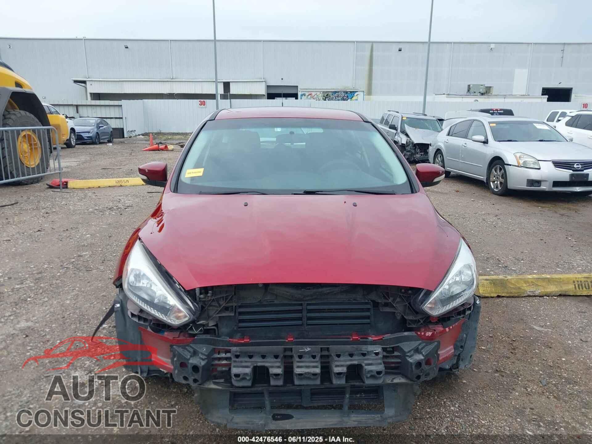 FORD FOCUS 2017 - 1FADP3K22HL327285