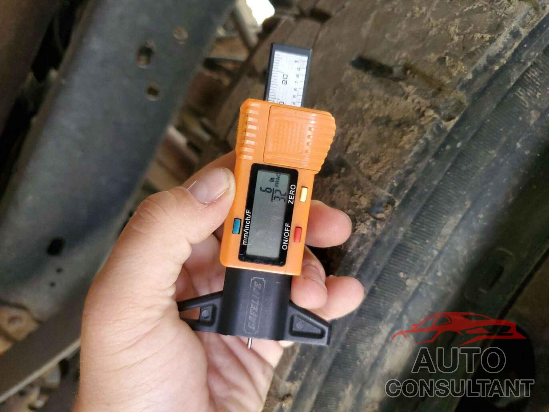 FORD F450 2011 - 1FDUF4GY5BEC58454