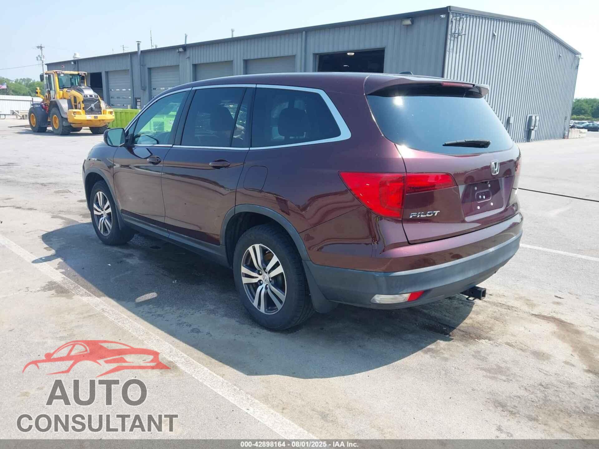 HONDA PILOT 2017 - 5FNYF6H65HB059040