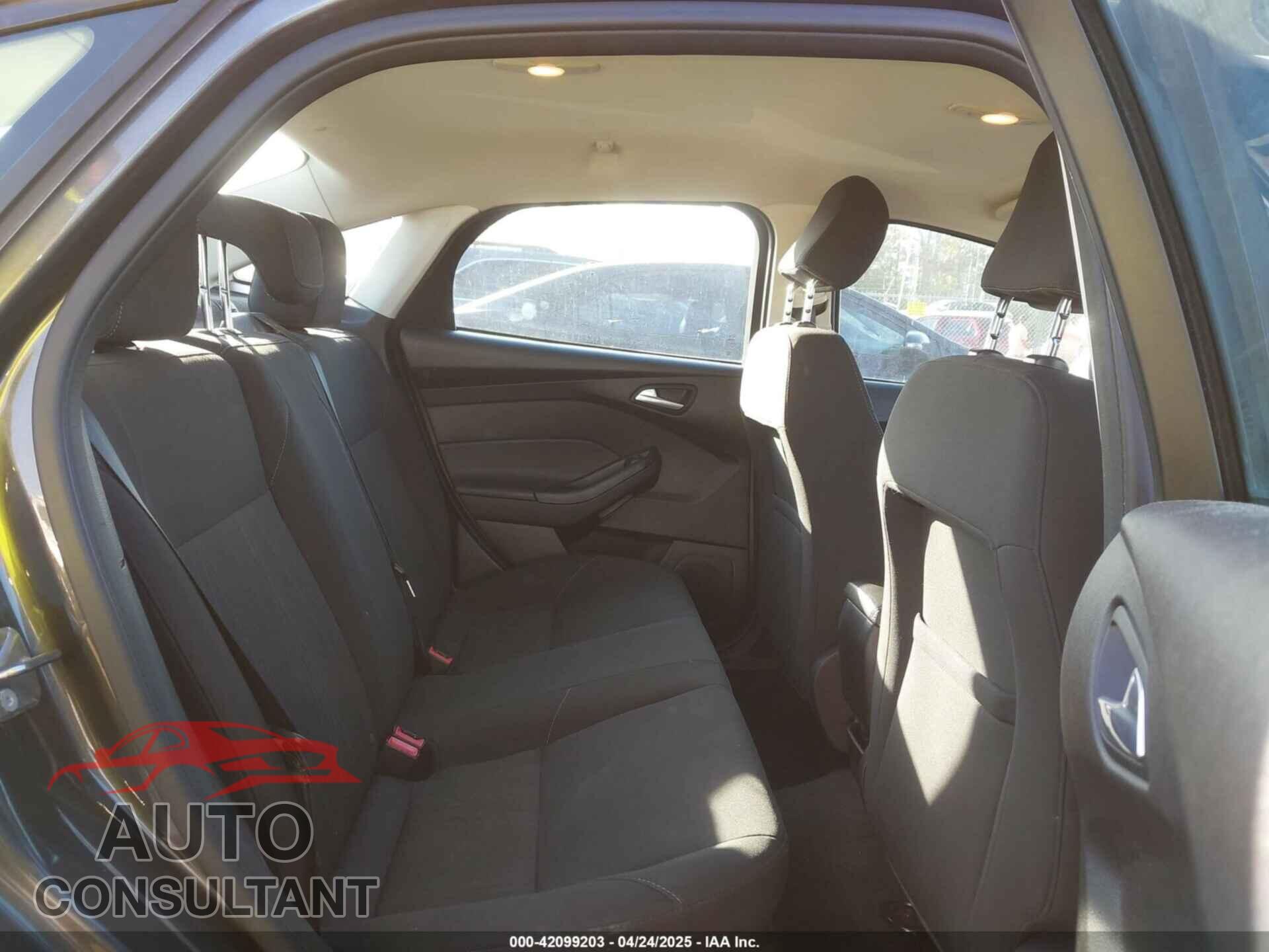 FORD FOCUS 2016 - 1FADP3F2XGL207906