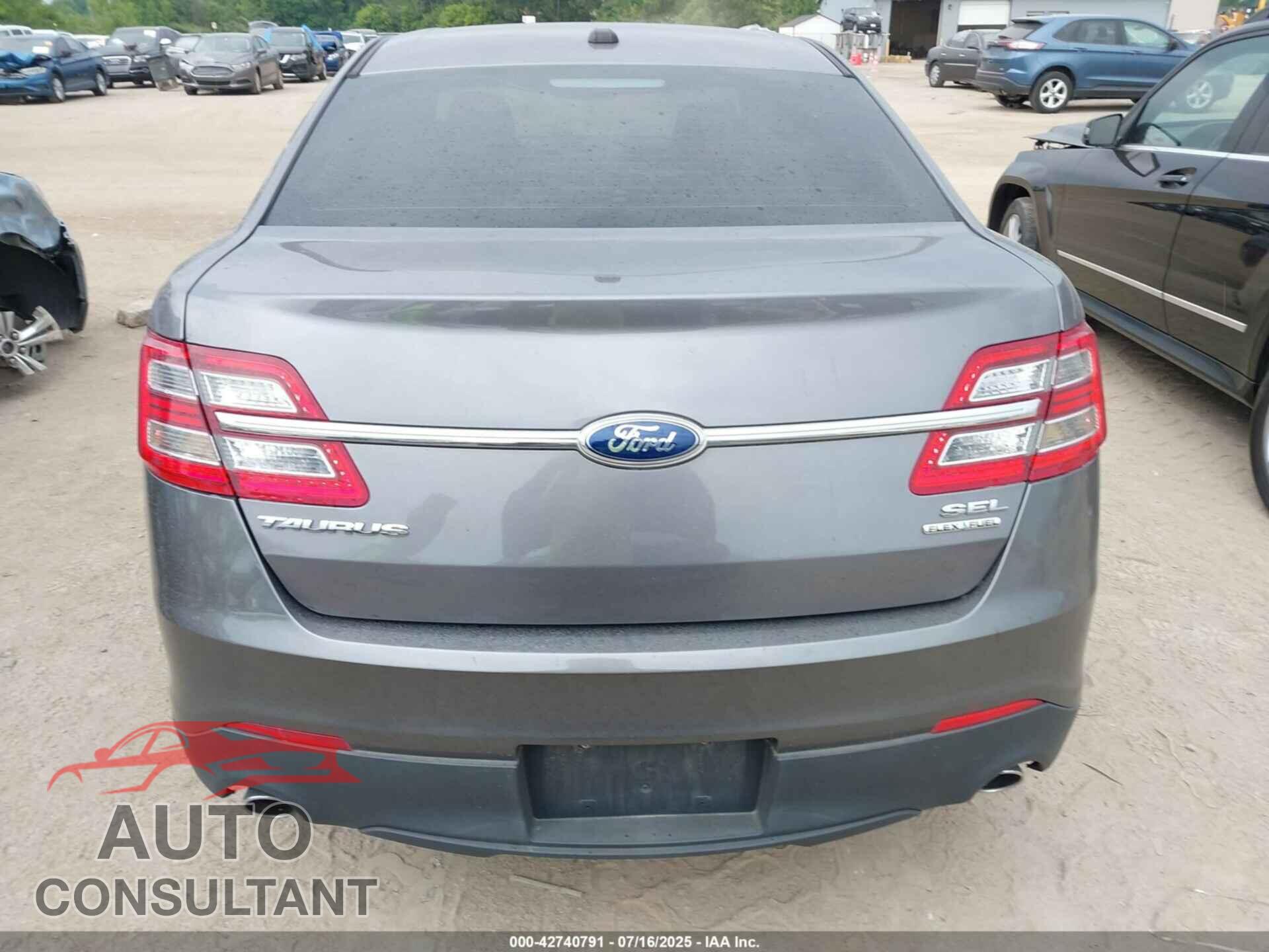 FORD TAURUS 2013 - 1FAHP2E80DG209461