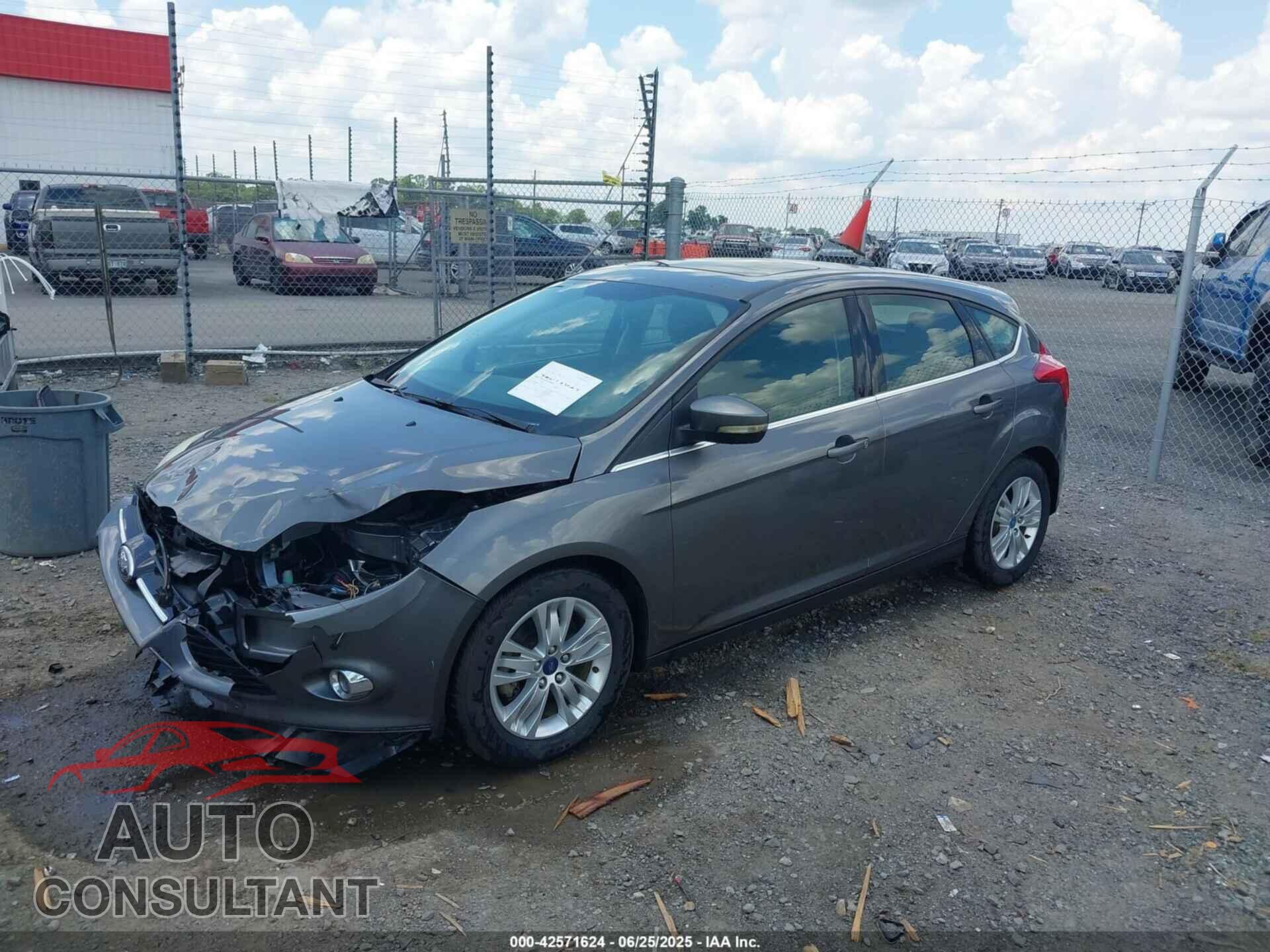 FORD FOCUS 2012 - 1FAHP3M20CL395575