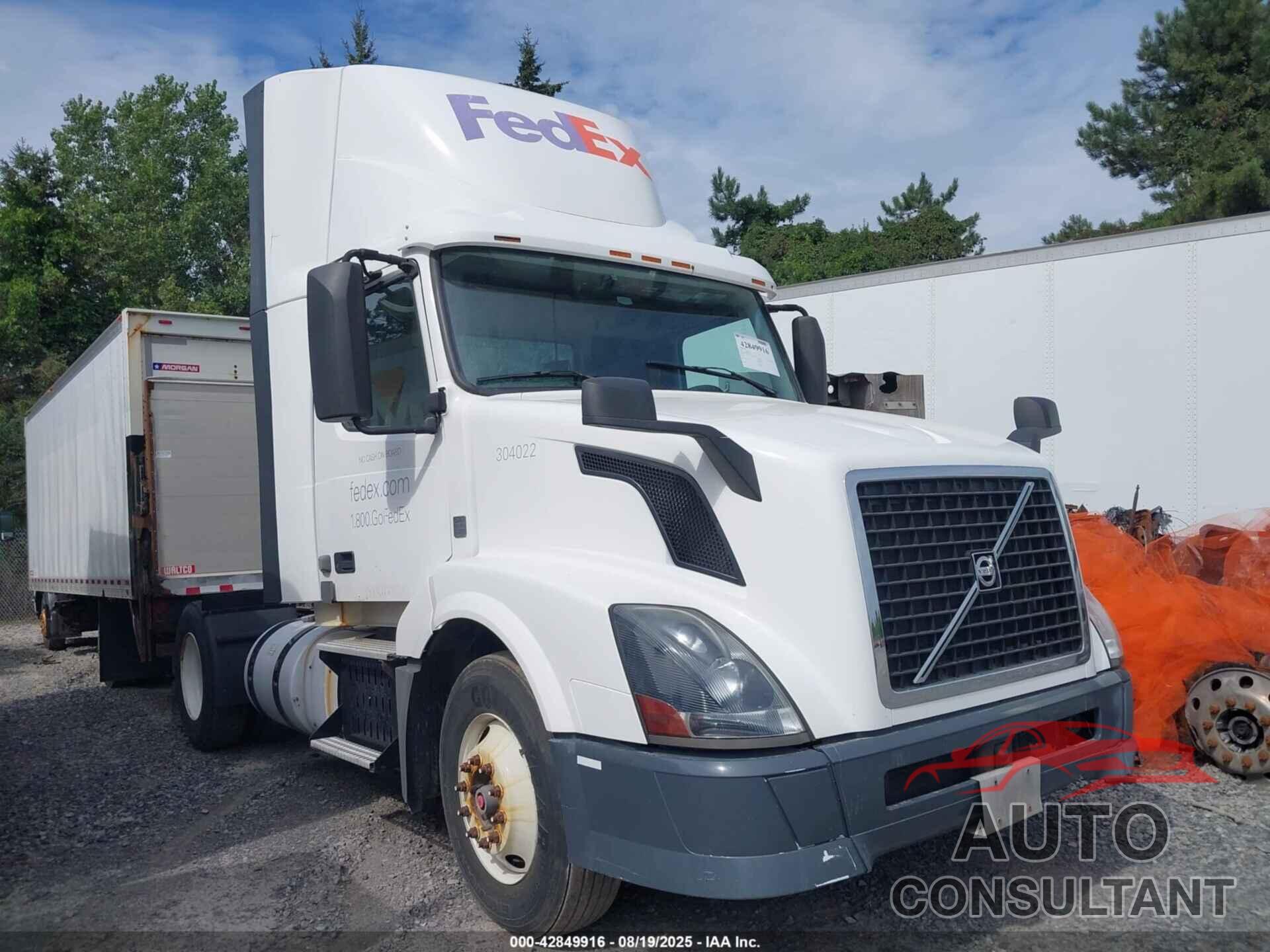 VOLVO VN 2013 - 4V4N19EG9DN132992