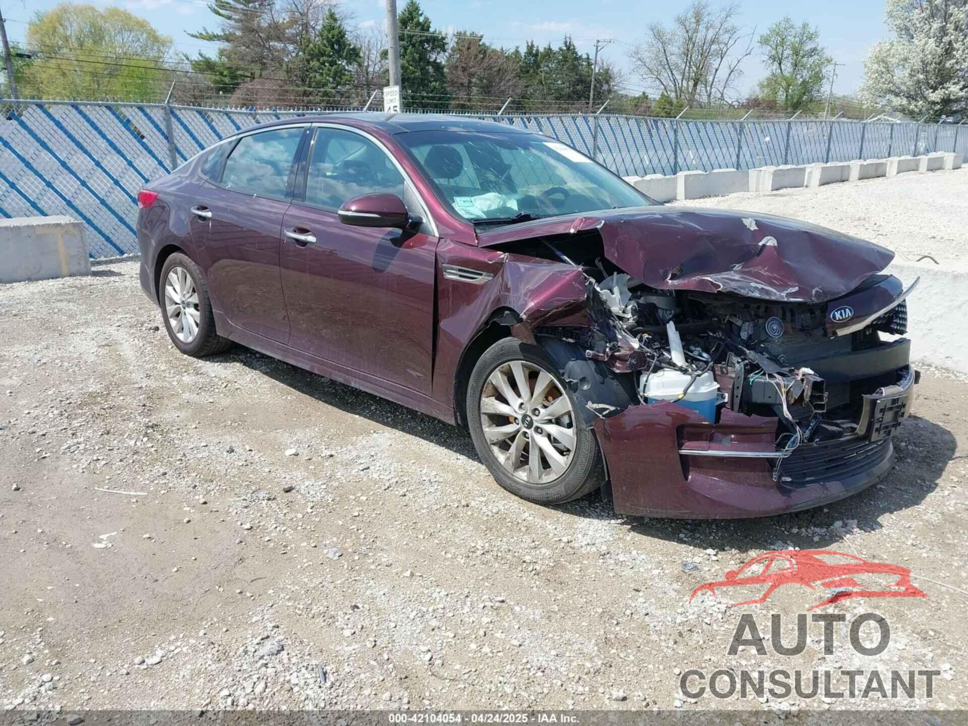 KIA OPTIMA 2017 - 5XXGU4L30HG178338
