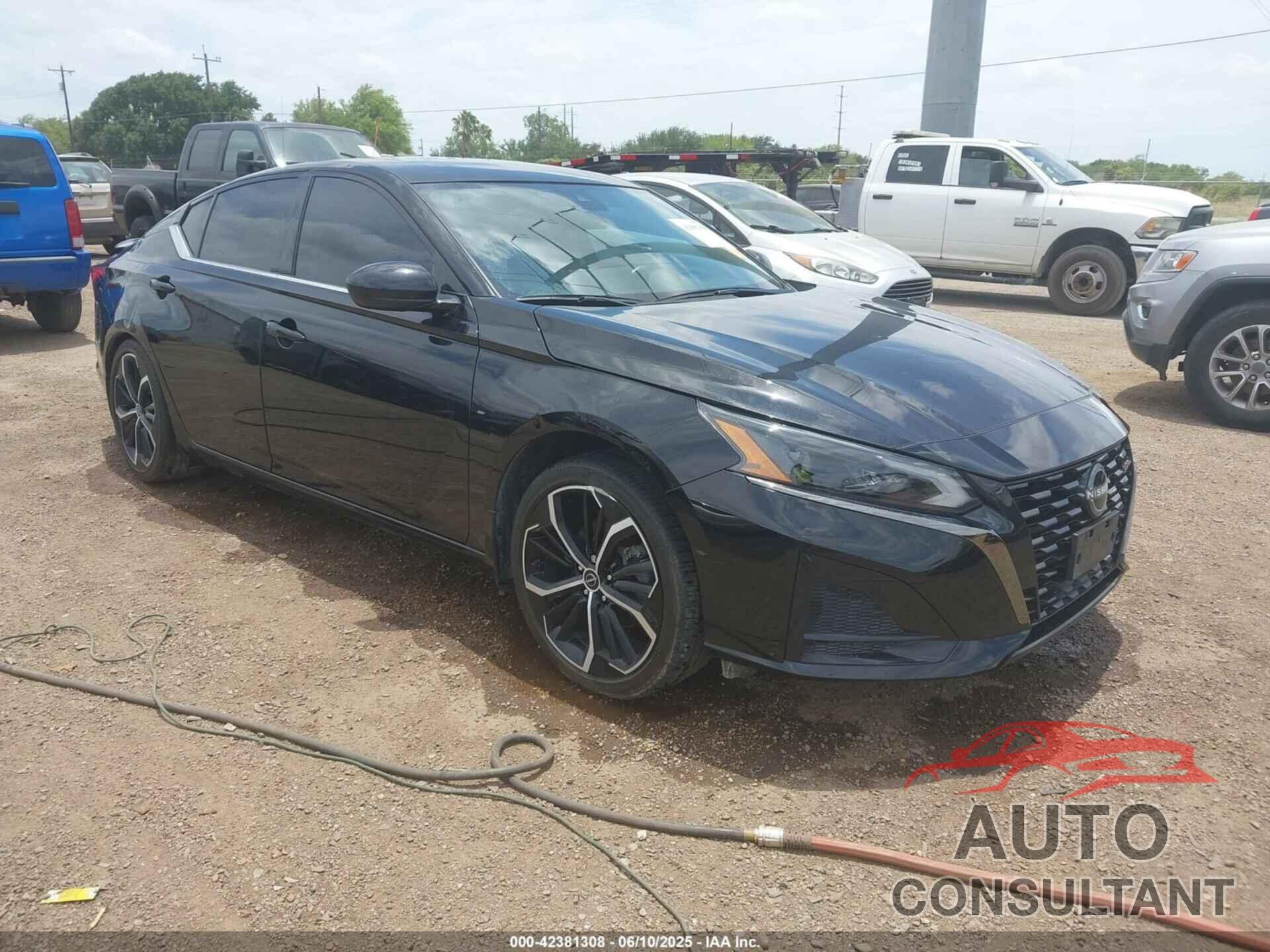 NISSAN ALTIMA 2023 - 1N4BL4CV2PN424880
