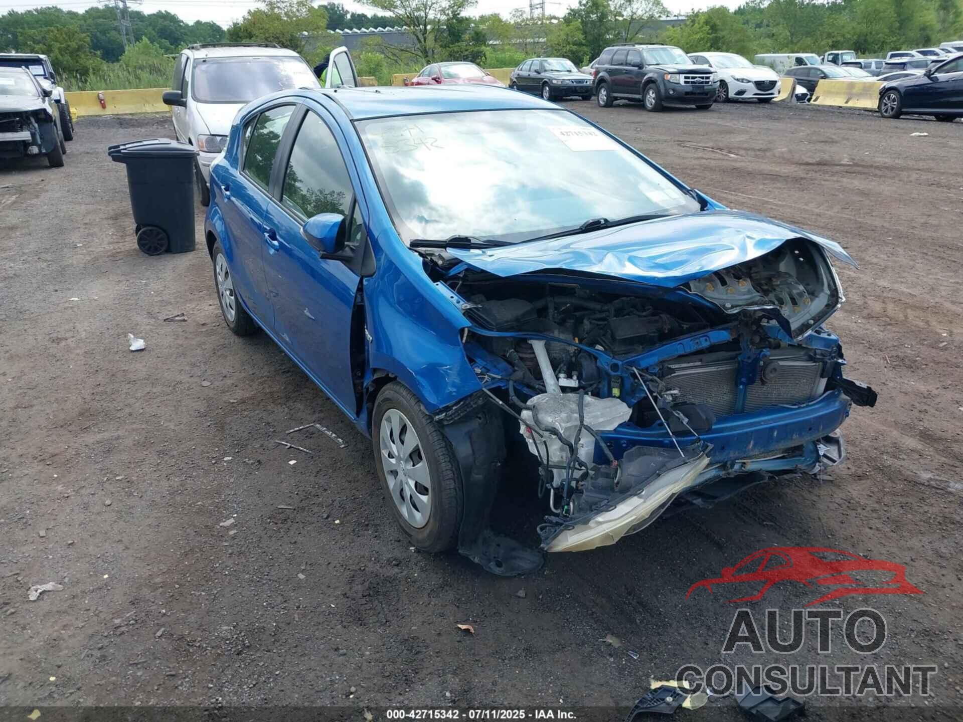 TOYOTA PRIUS C 2013 - JTDKDTB34D1041723