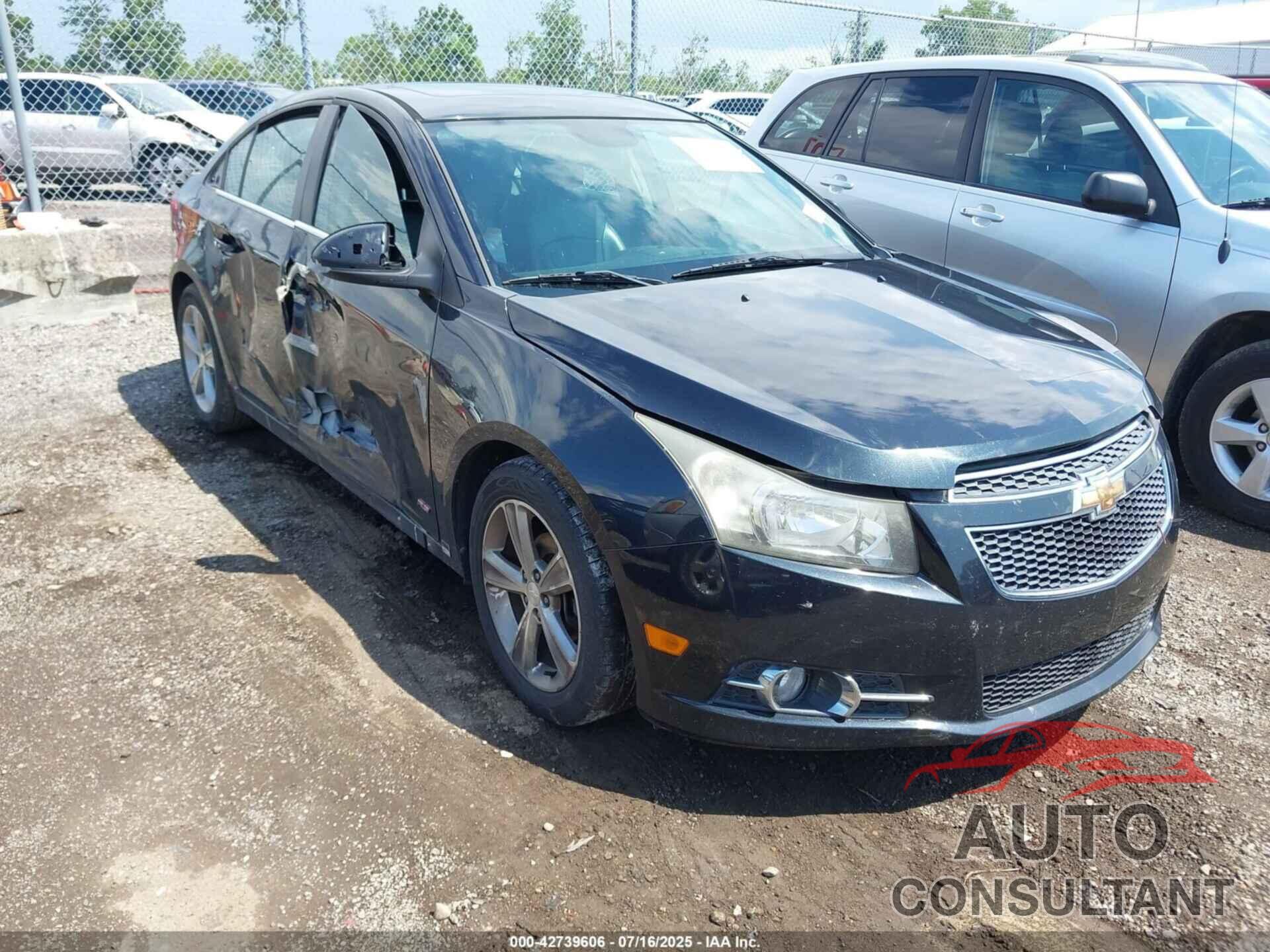 CHEVROLET CRUZE 2014 - 1G1PE5SB1E7109599