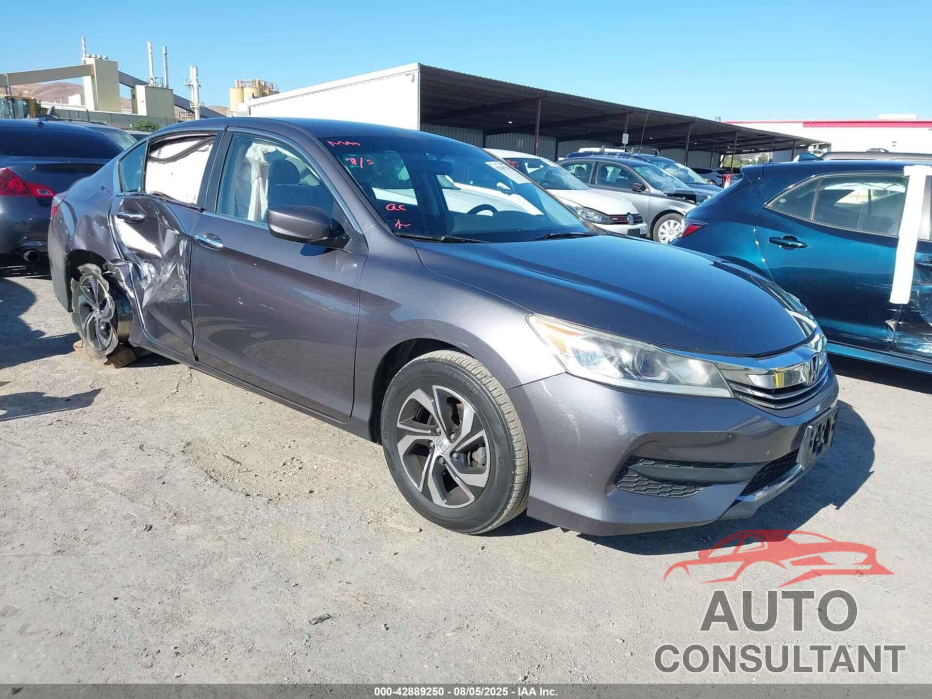 HONDA ACCORD 2017 - 1HGCR2F32HA220926