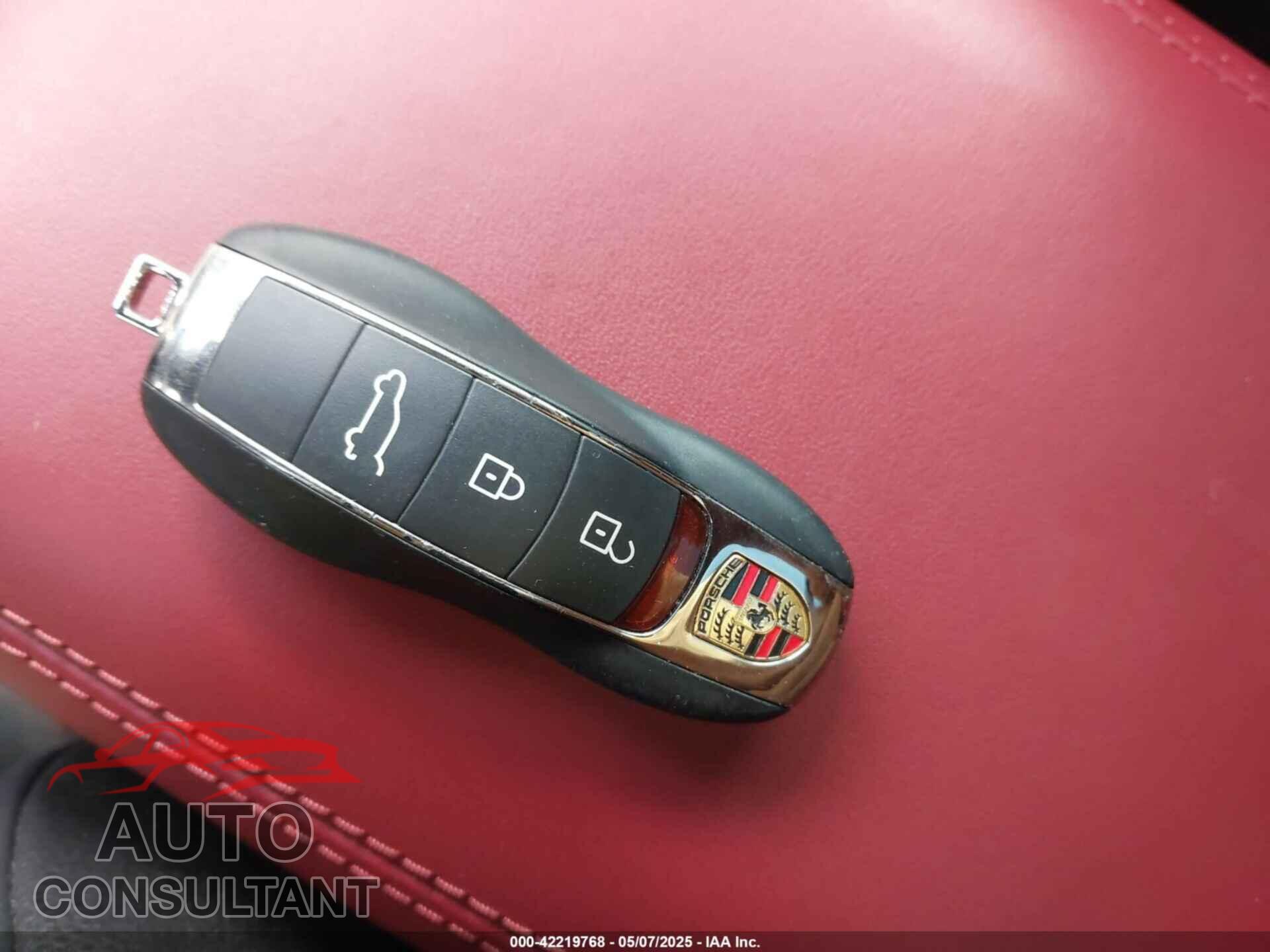 PORSCHE MACAN 2021 - WP1AA2A59MLB10281