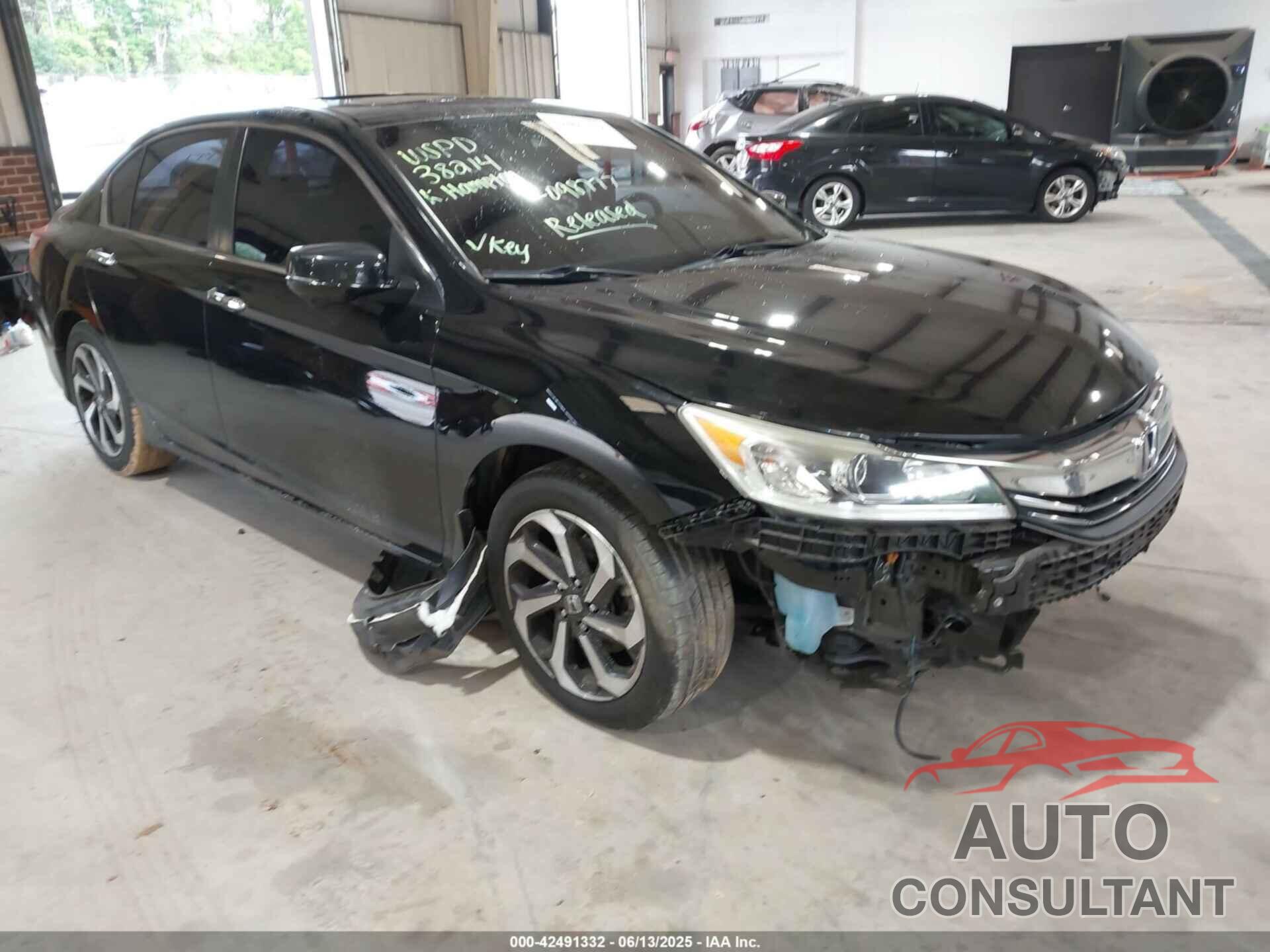 HONDA ACCORD 2016 - 1HGCR2F99GA098777