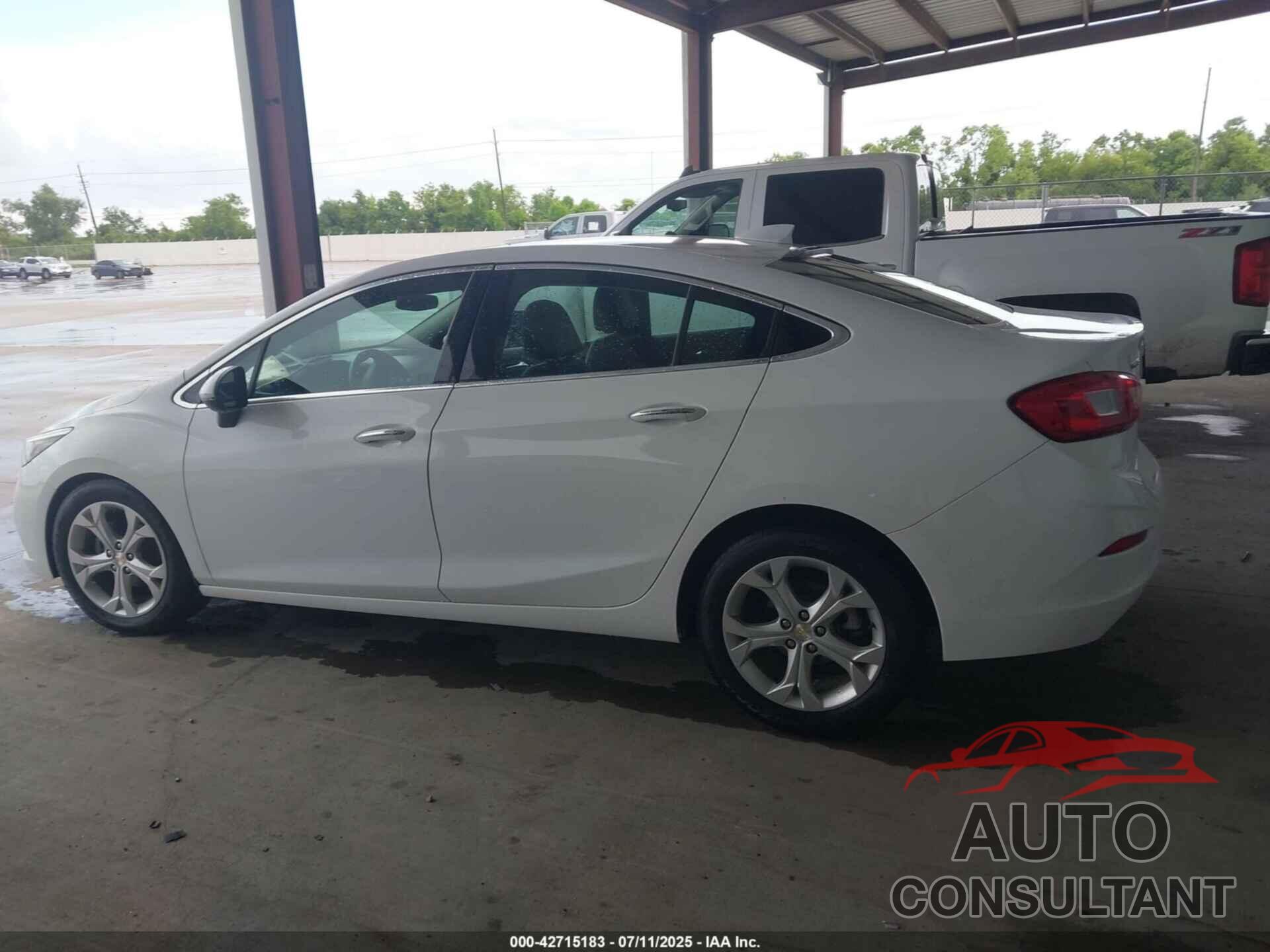 CHEVROLET CRUZE 2018 - 1G1BF5SM7J7192717