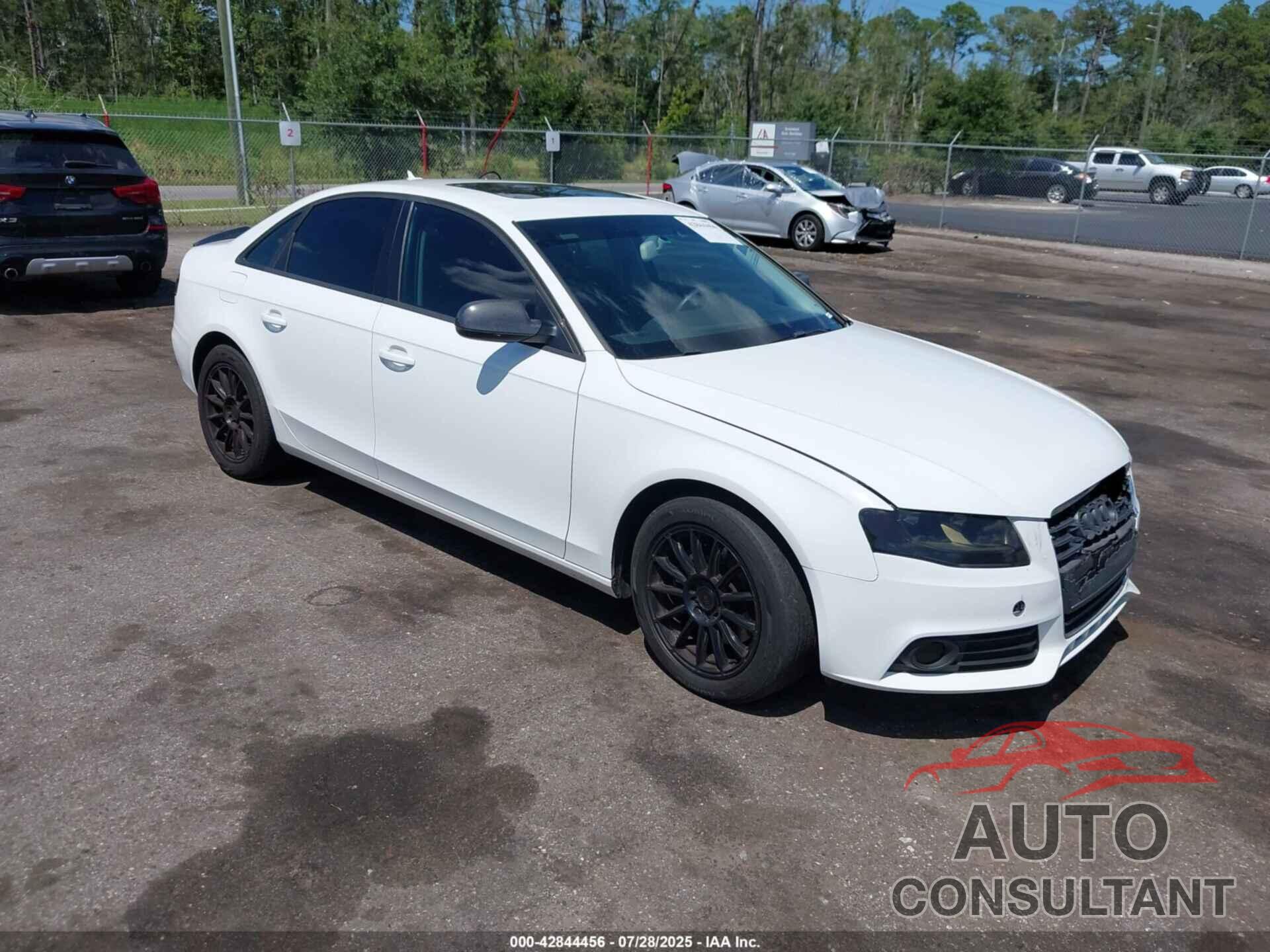 AUDI A4 2010 - WAUAFAFL9AN071127
