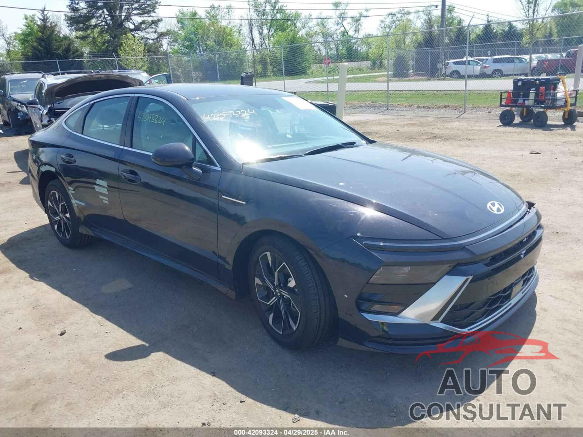 HYUNDAI SONATA 2024 - KMHL64JA5RA380000