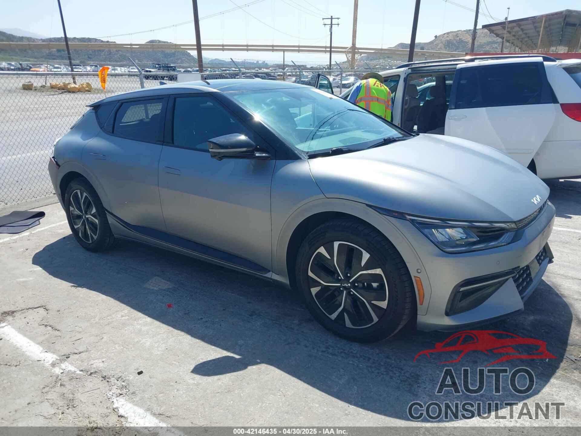 KIA EV6 2023 - KNDC44LA6P5118533