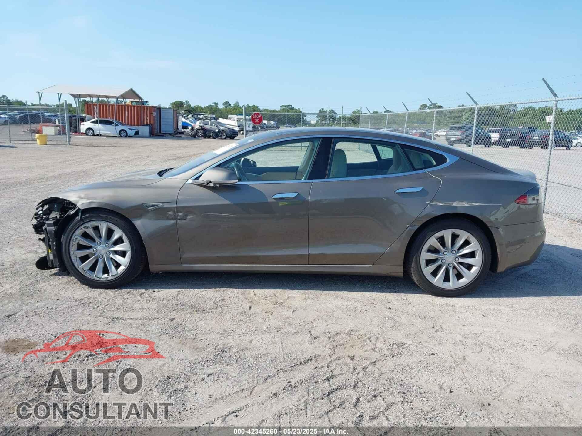 TESLA MODEL S 2016 - 5YJSA1E26GF159977