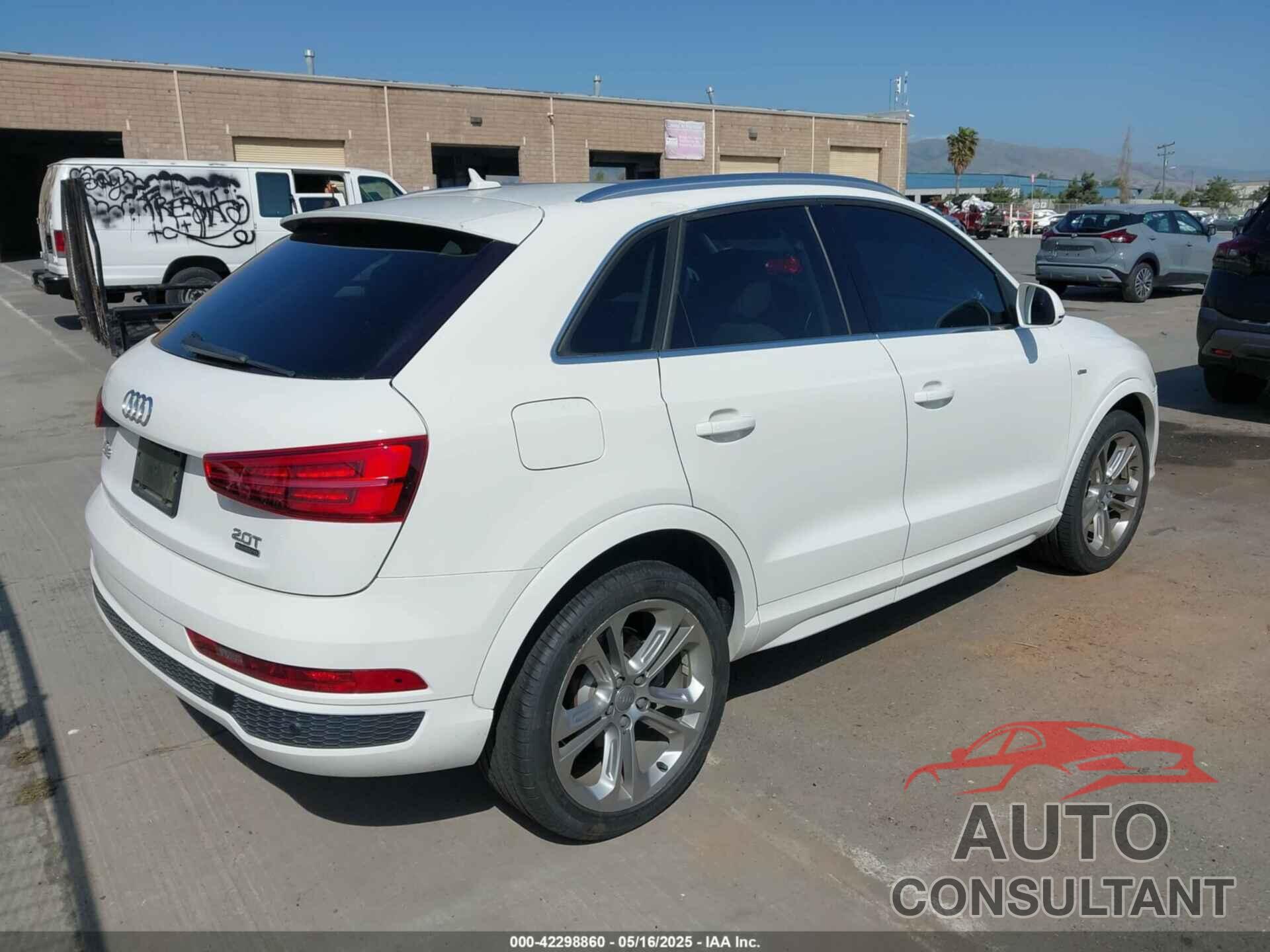 AUDI Q3 2016 - WA1GFCFS8GR007138
