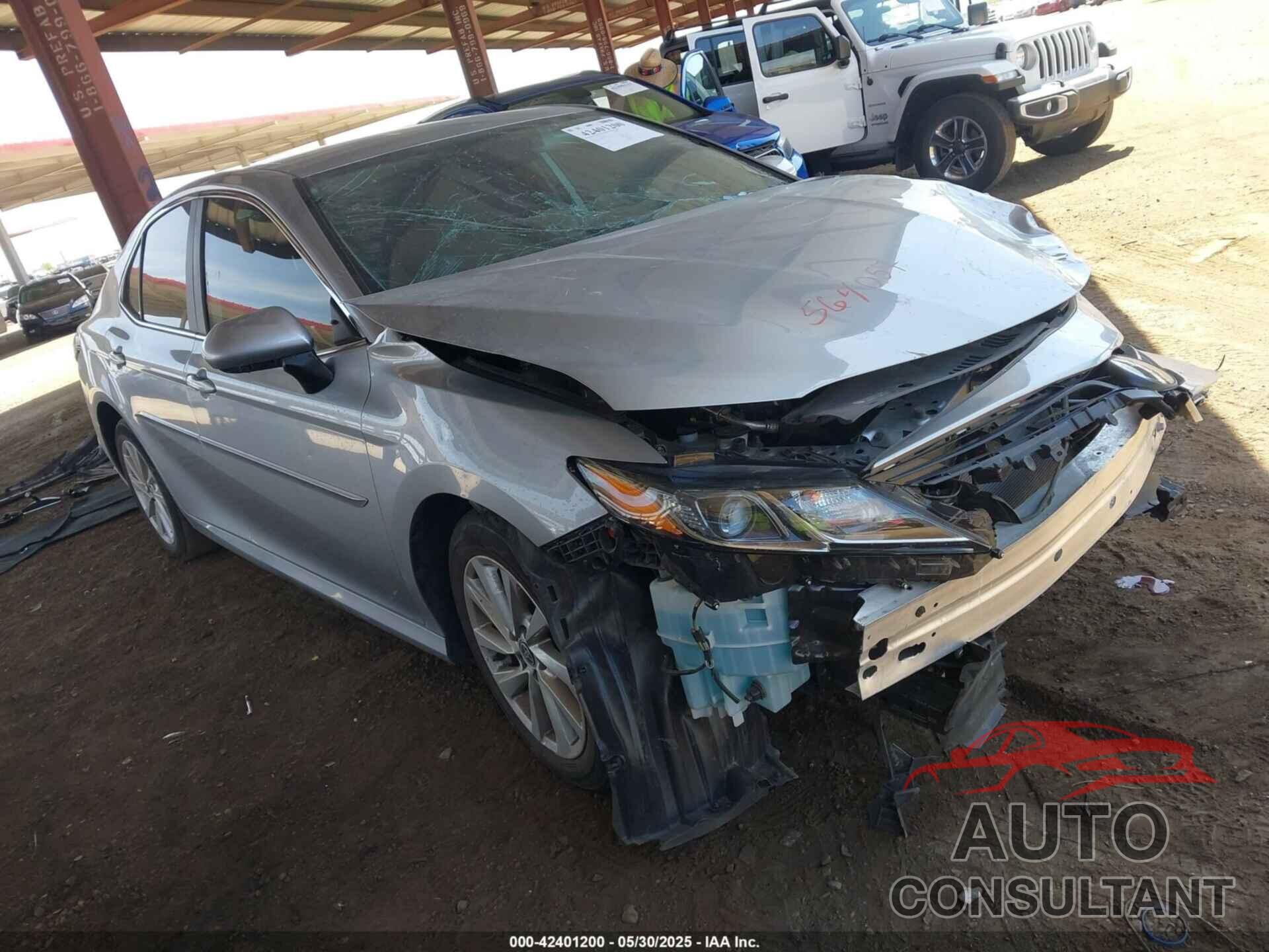 TOYOTA CAMRY 2021 - 4T1C11AK5MU564057