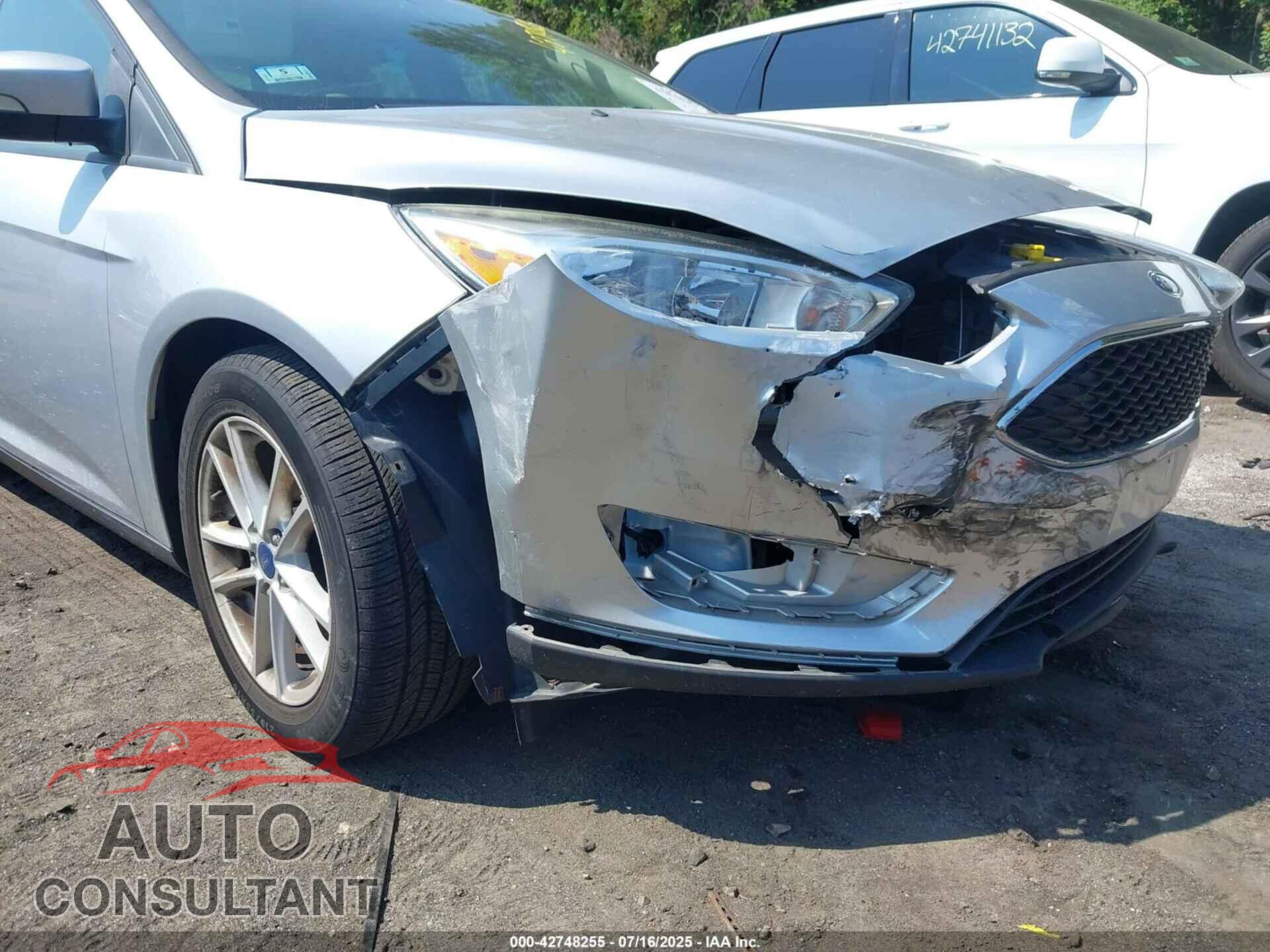 FORD FOCUS 2017 - 1FADP3F22HL316748