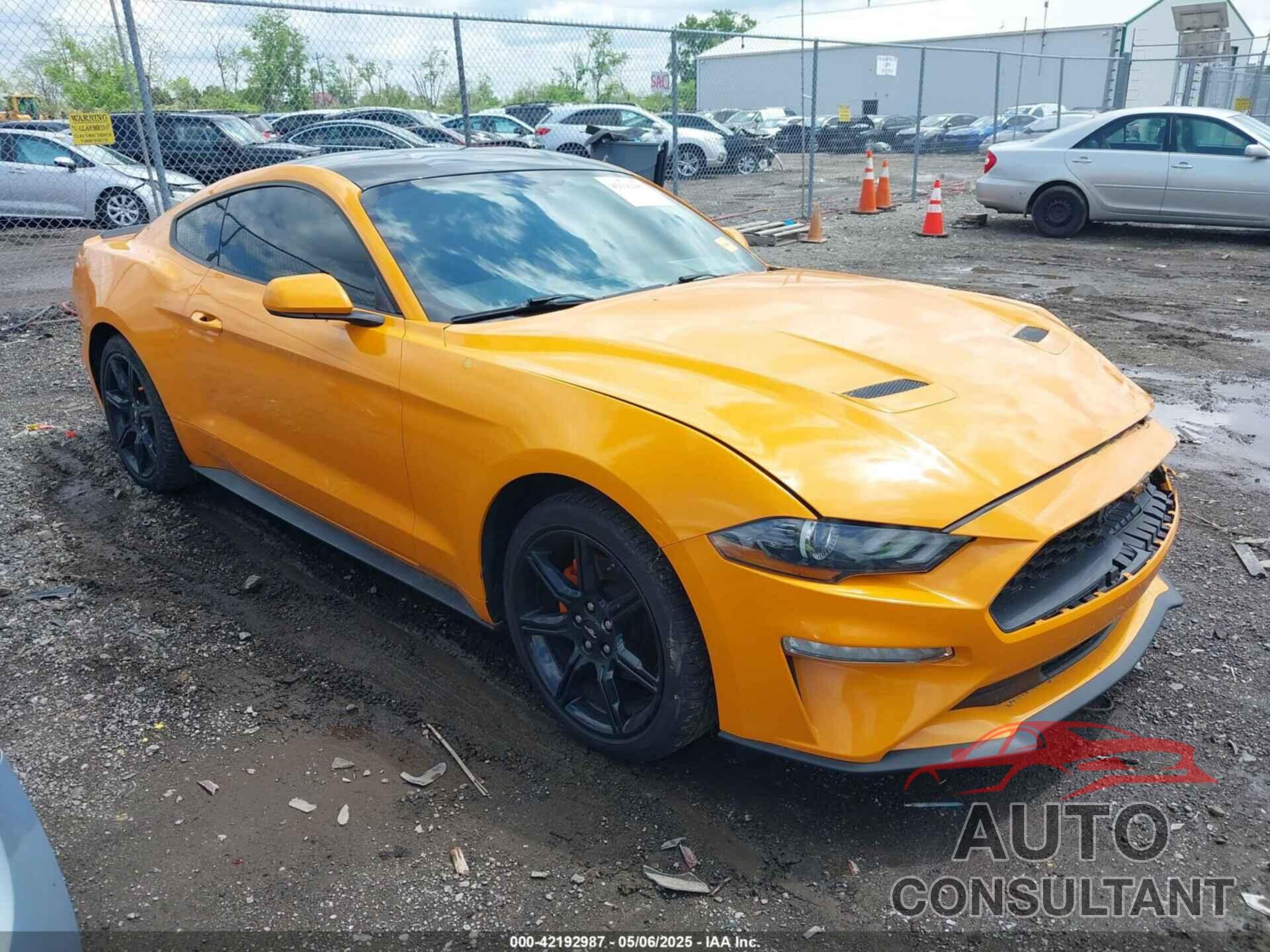 FORD MUSTANG 2018 - 1FA6P8TH4J5175433