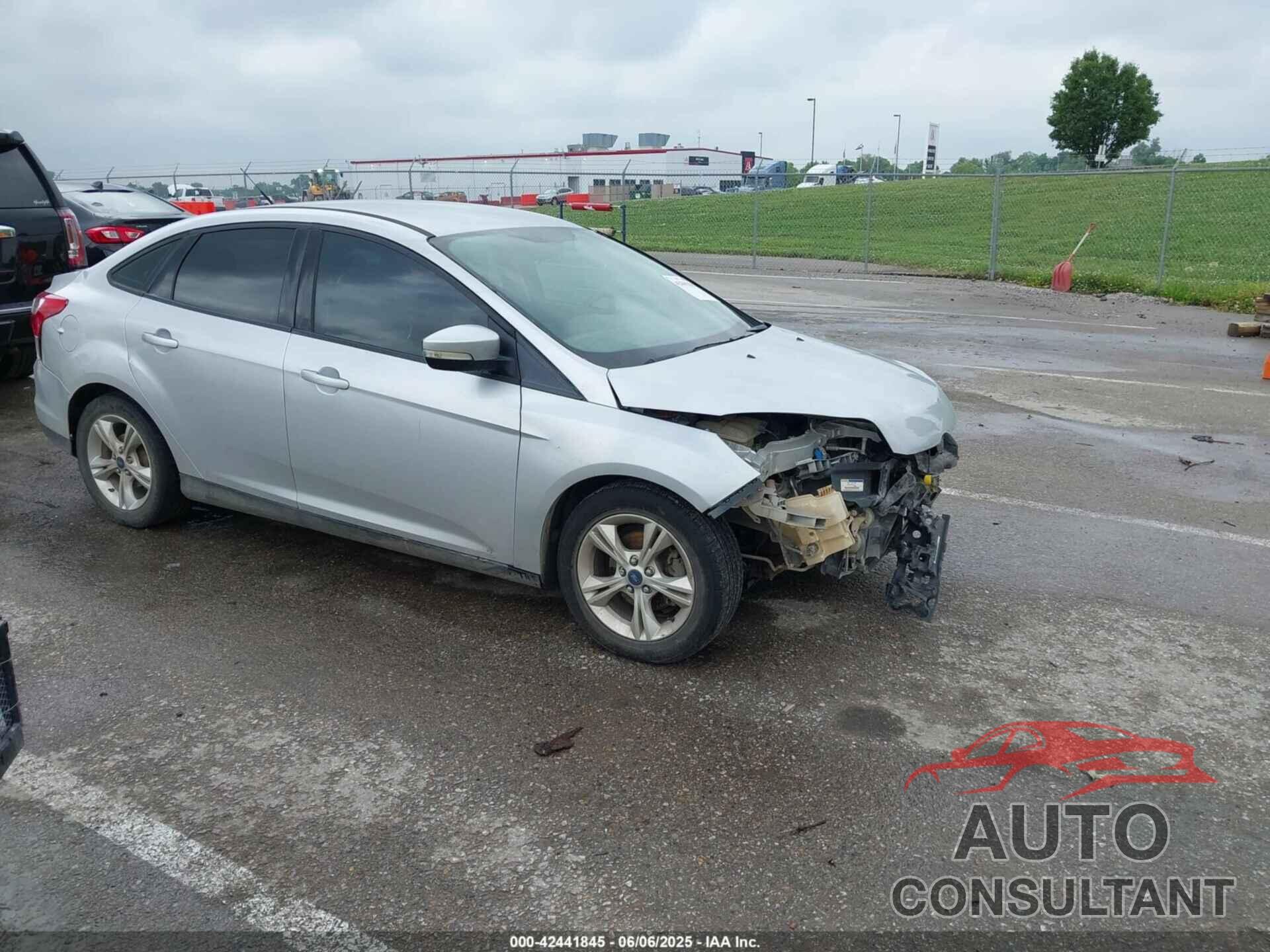 FORD FOCUS 2014 - 1FADP3F24EL349875